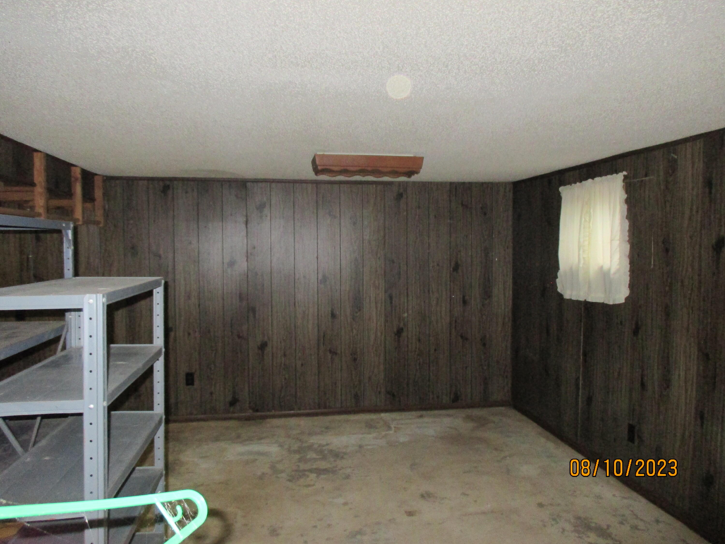 Hickory-Not in List - Residential
