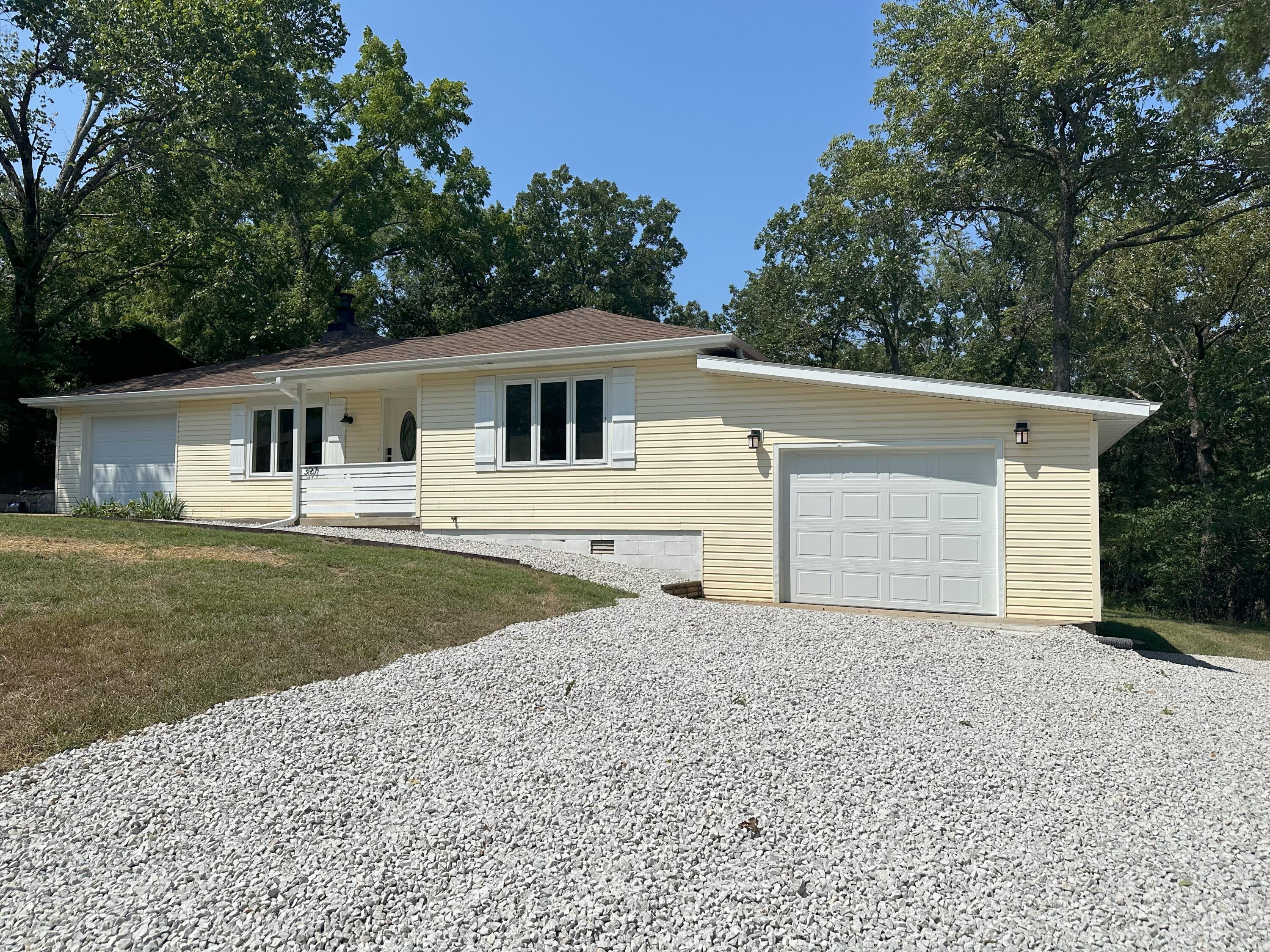 View Hollister, MO 65672 house