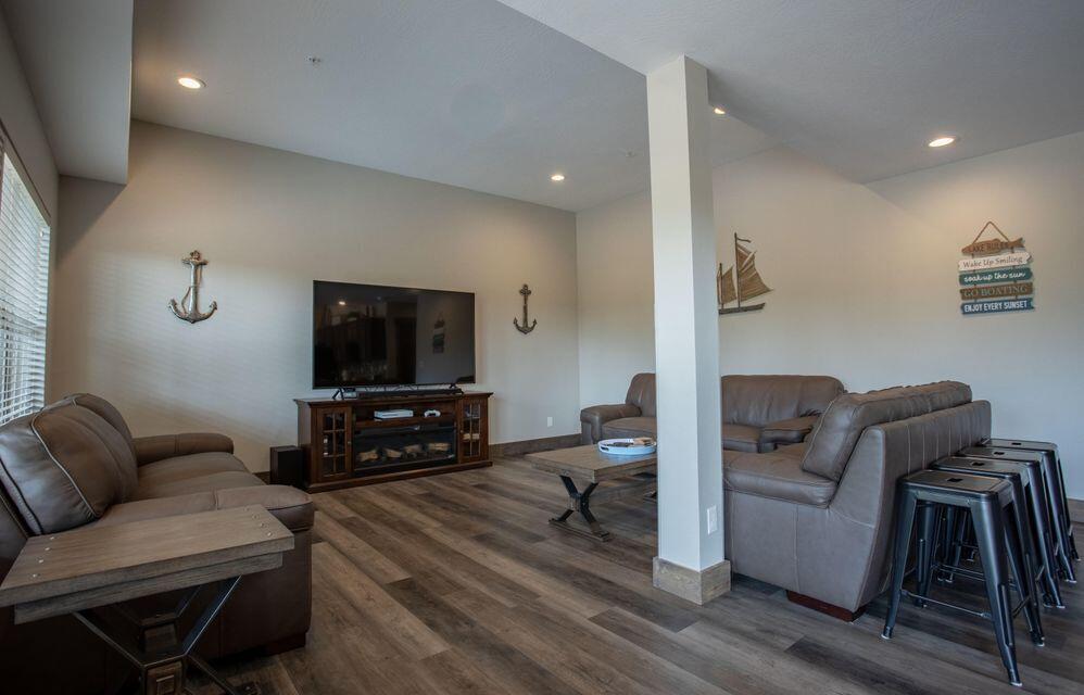 Branson Cove - Residential