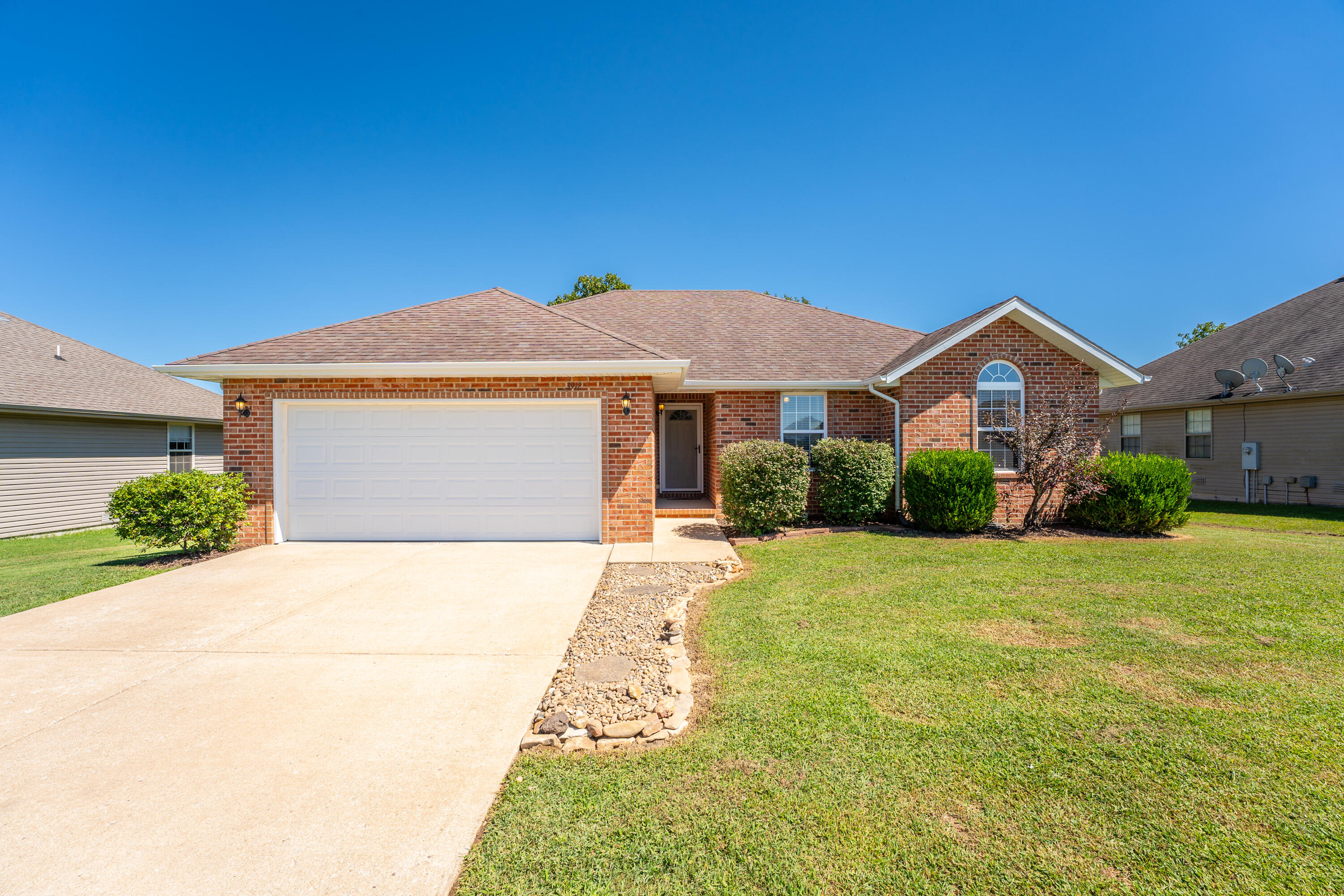 View Ozark, MO 65721 house
