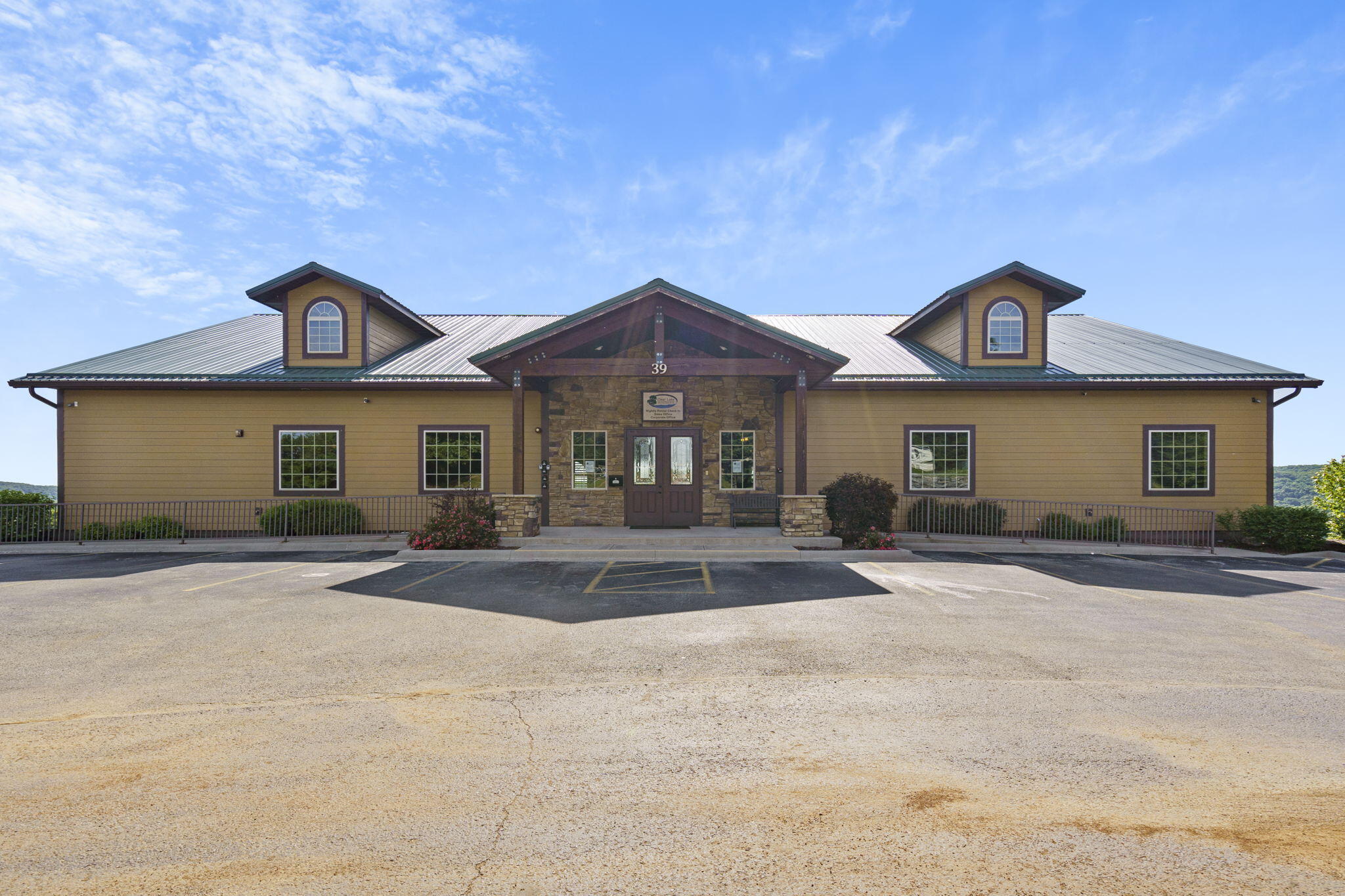 Landing at Eagles Nest - Residential