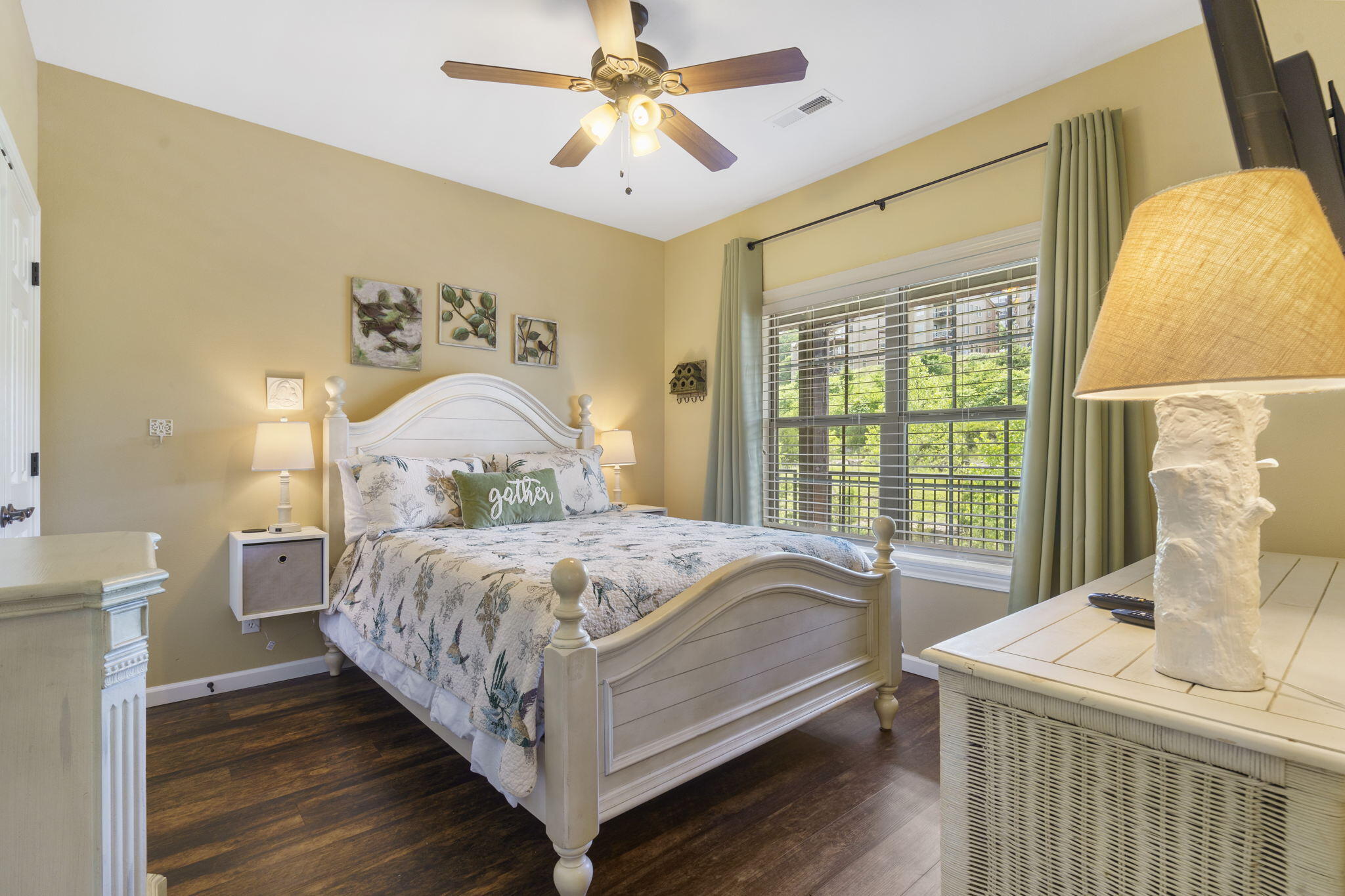 Landing at Eagles Nest - Residential