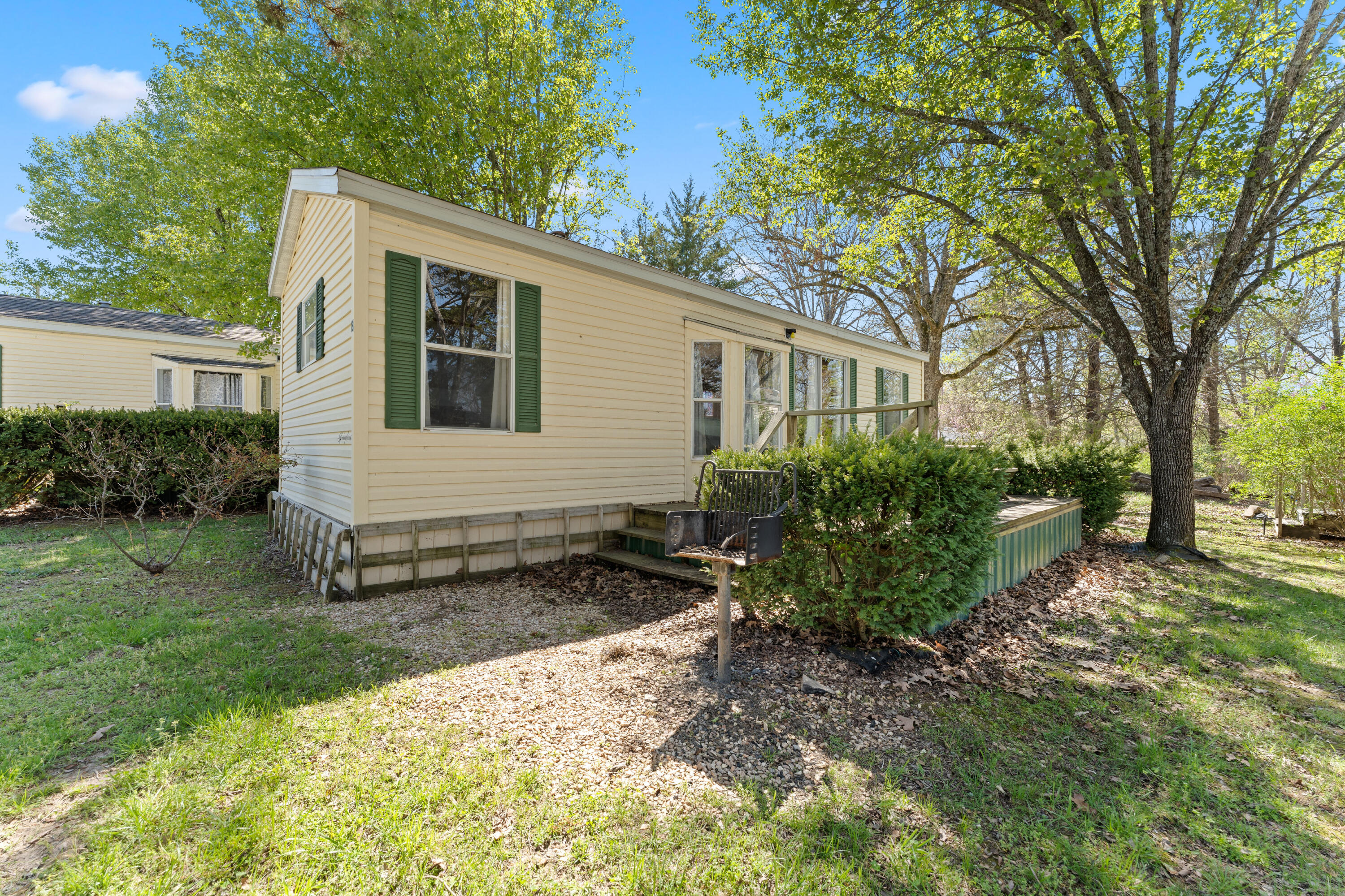 Valley View Beach - Commercial Sale
