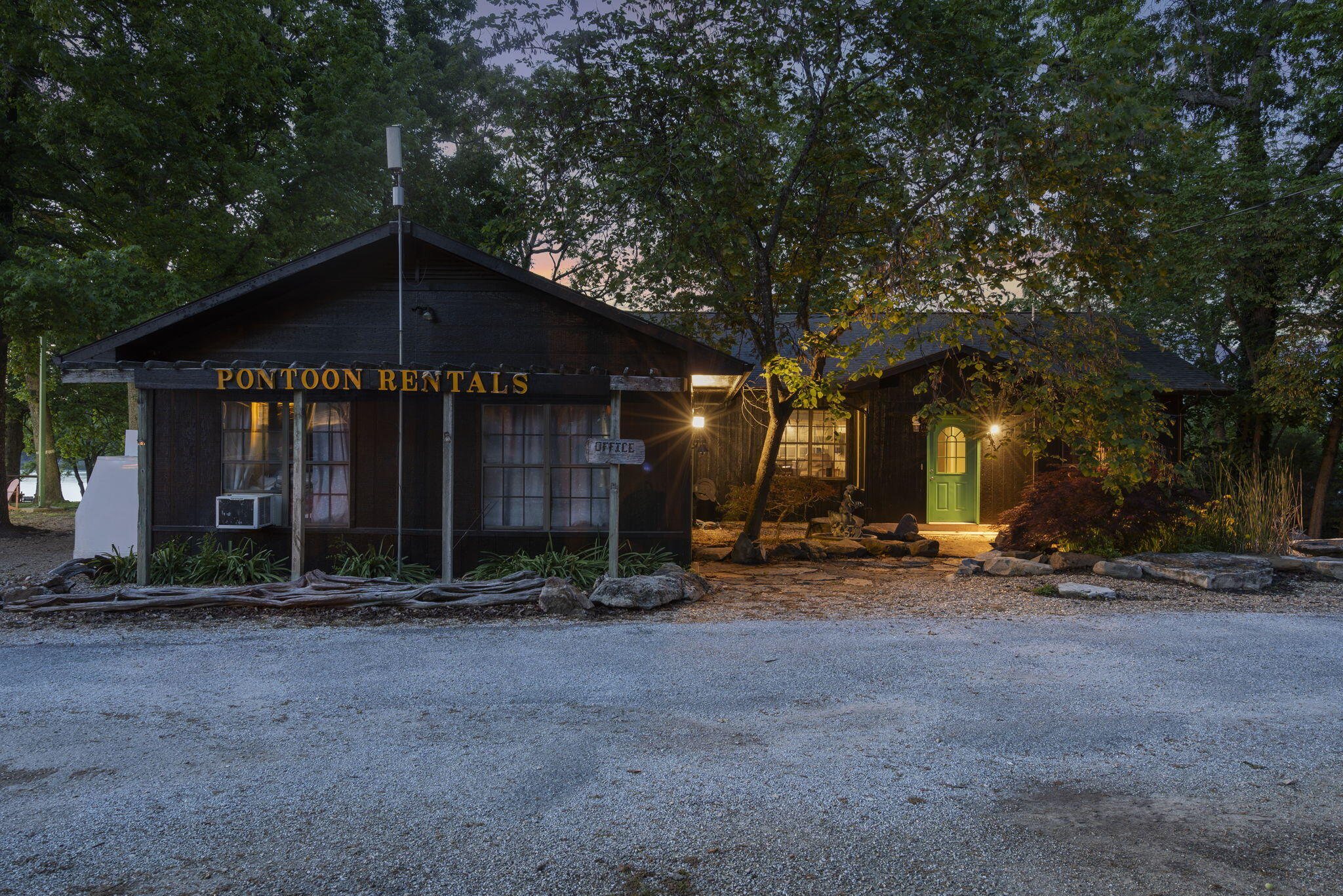 Valley View Beach - Commercial Sale