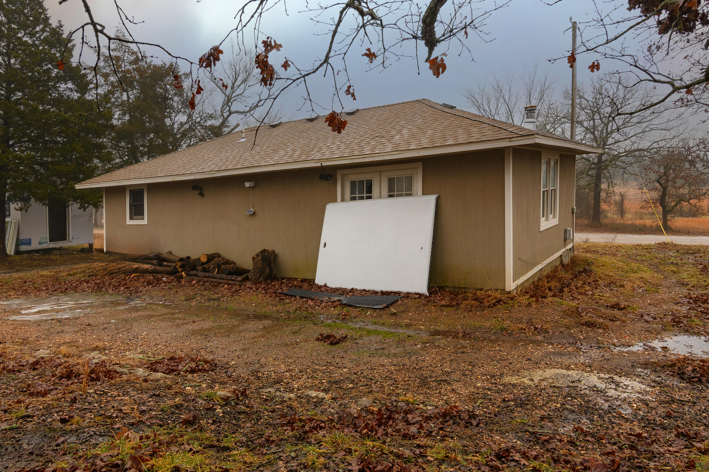 Lake Country Manor - Residential