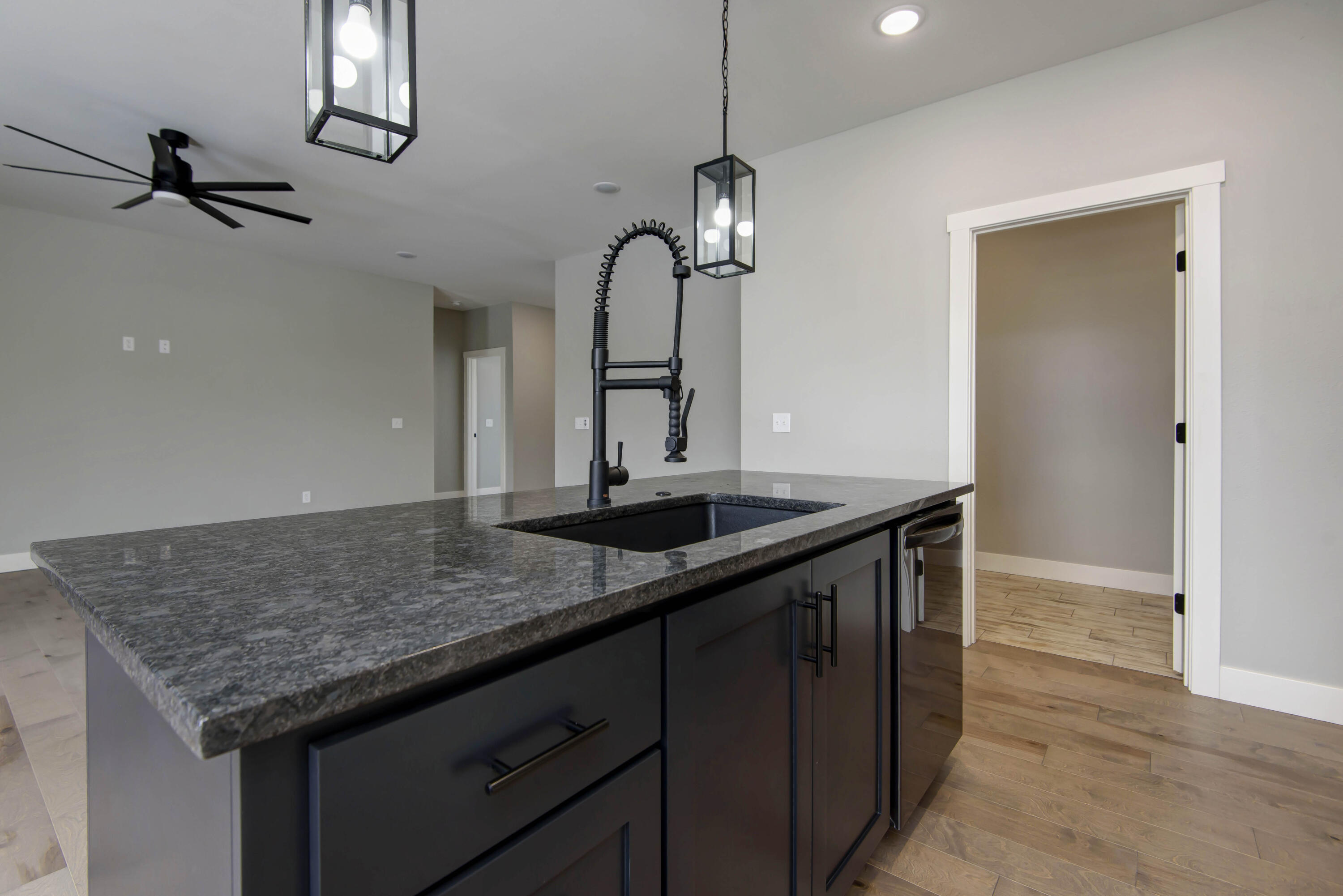 Woodcrest Est - Residential
