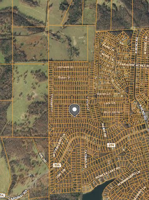 Land for sale near the lake in Arkansas. Here is your opportunity to buy a beautiful piece of land in peaceful Horseshoe Bend. It is the perfect place to build a home or to use as a vacation get-away in a charming community. Located in the foothills of the Ozarks. Horseshoe Bend has a total of five area lakes, low taxes, and very southern friendly people. Two golf courses are nearby, there are also many other amenities such as tennis courts, indoor swimming pools, resorts, spa, convenient shopping and a variety of restaurants.