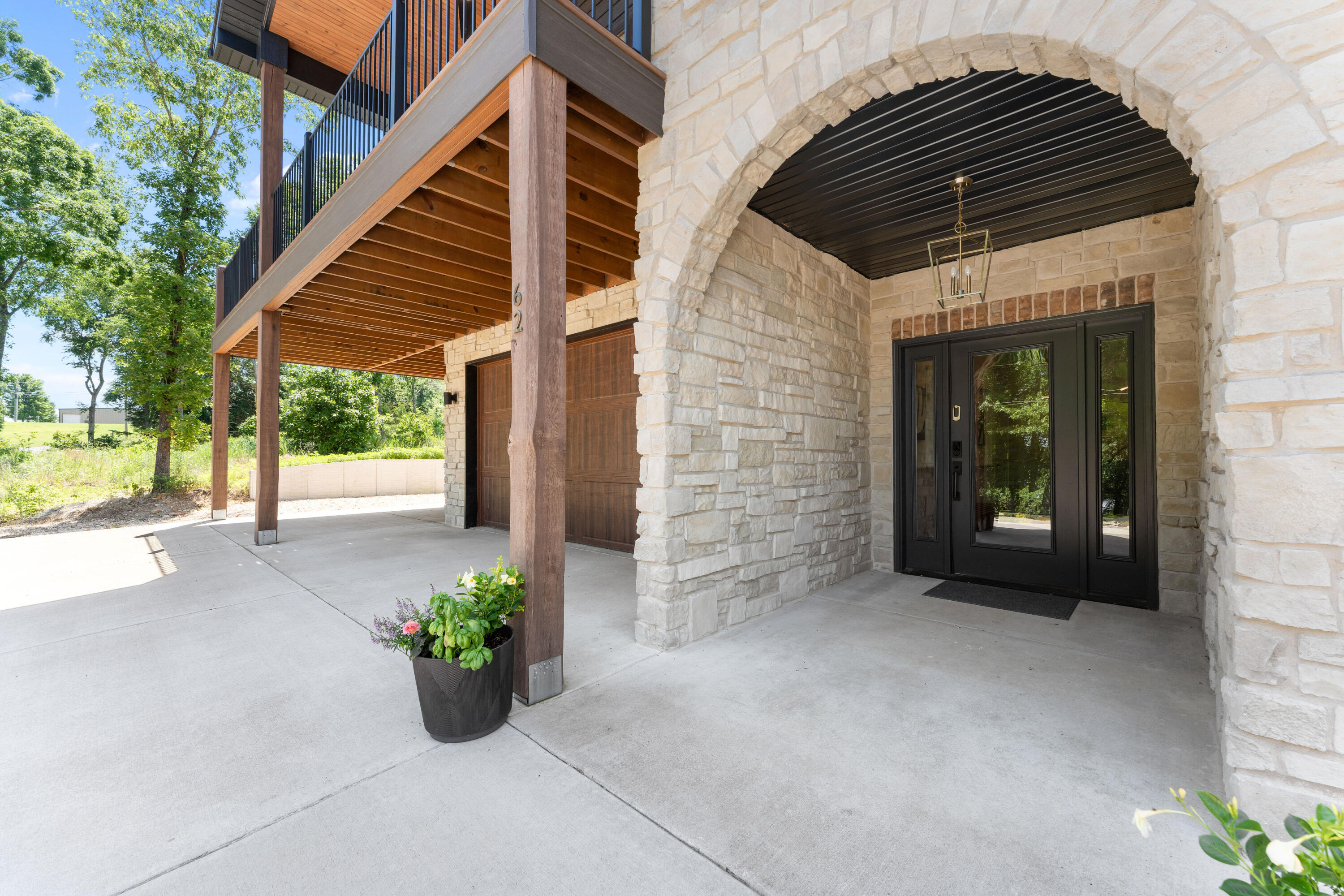 The Peninsula - Residential