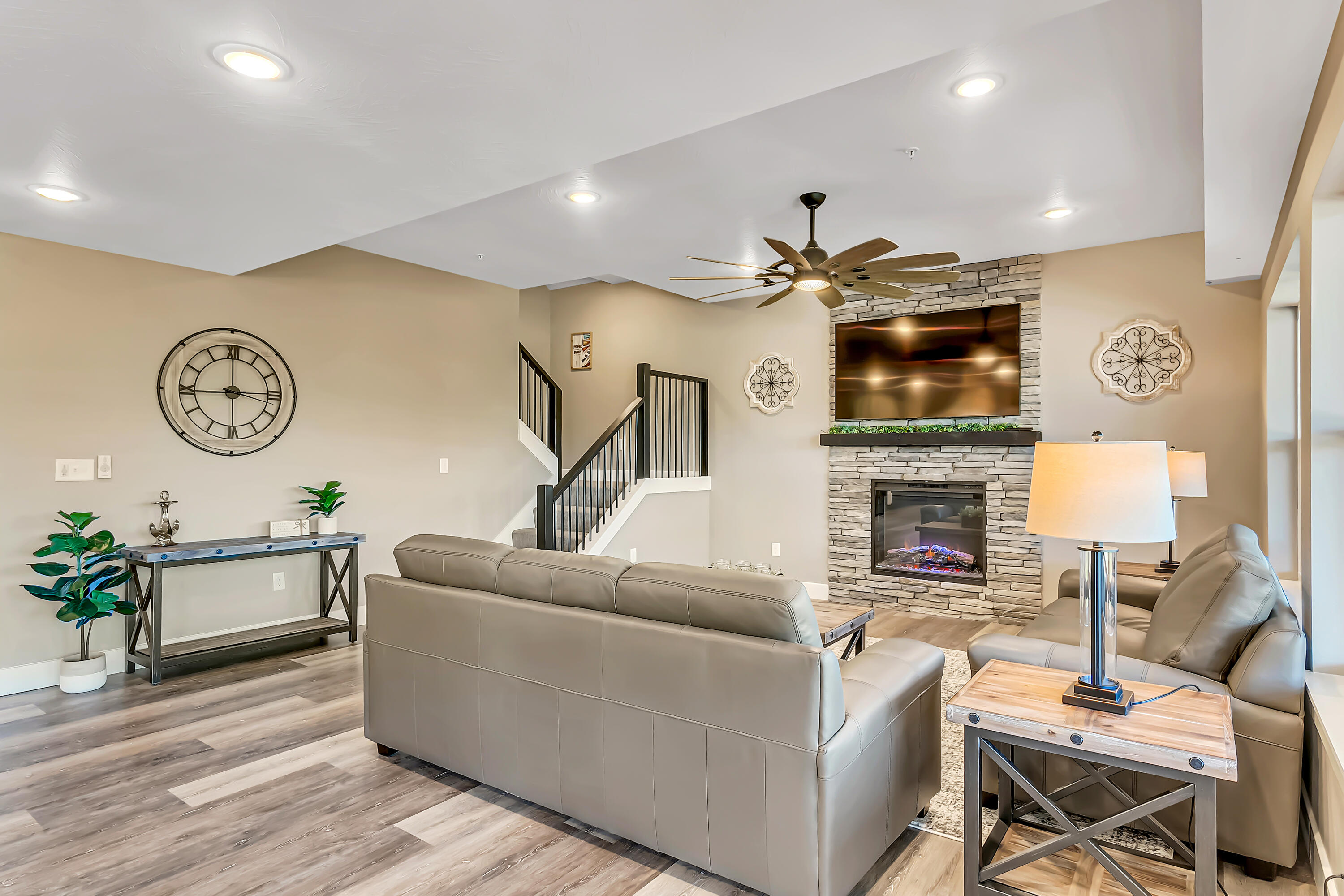Branson Cove - Residential