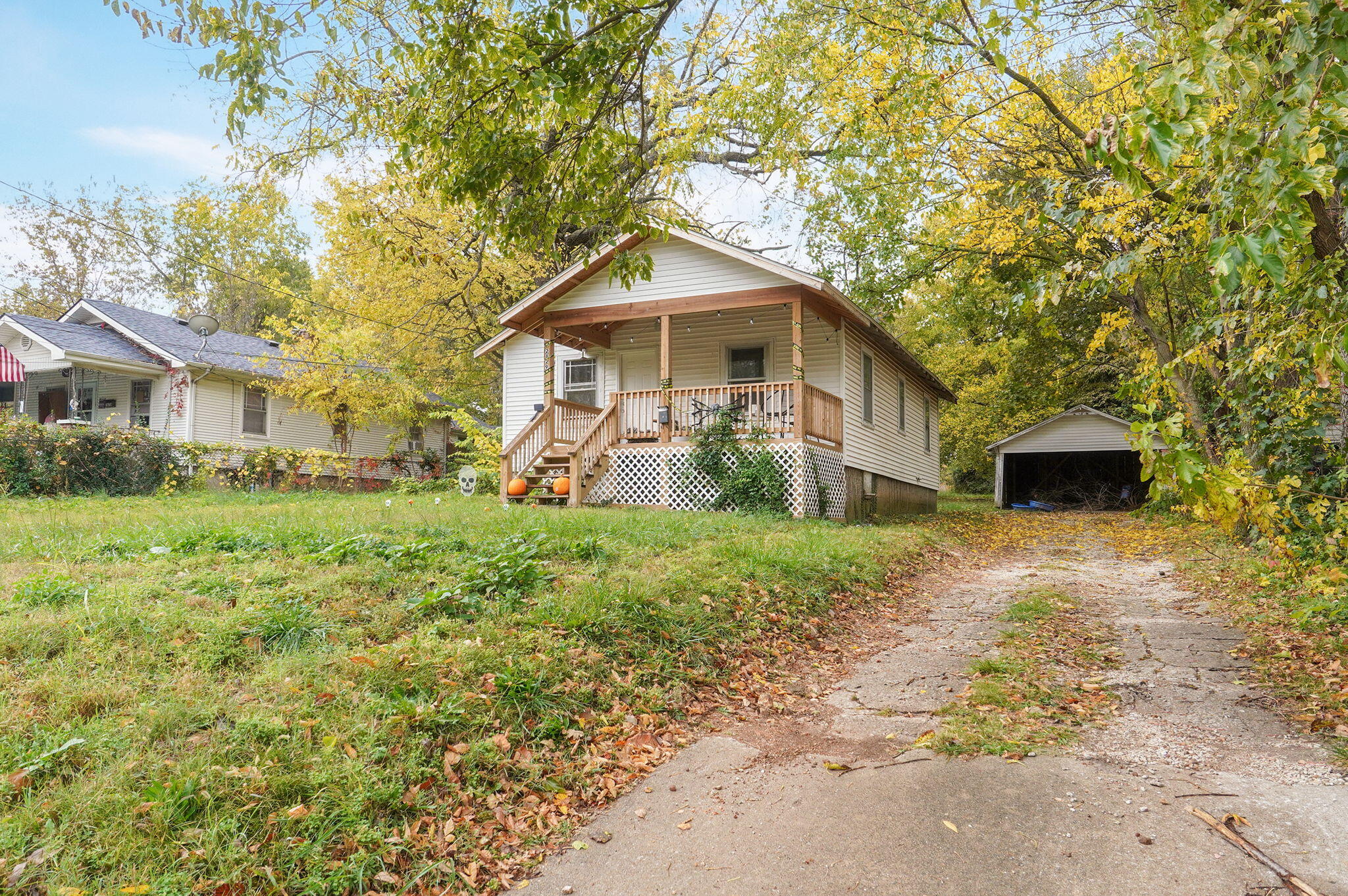 View Springfield, MO 65803 property