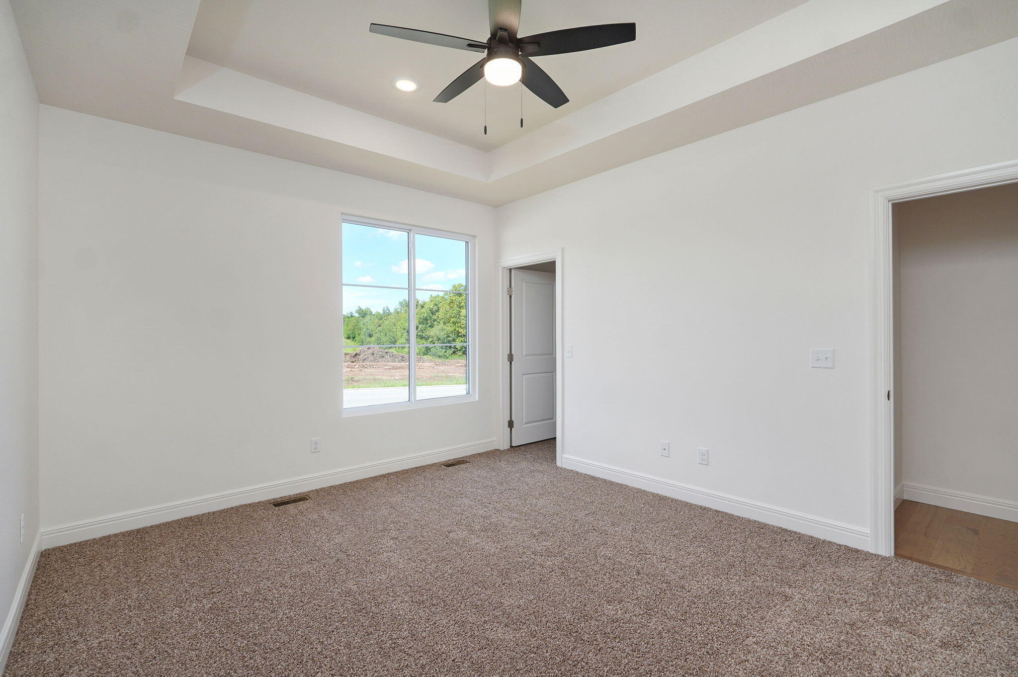 The Lakes Wild Horse - Residential