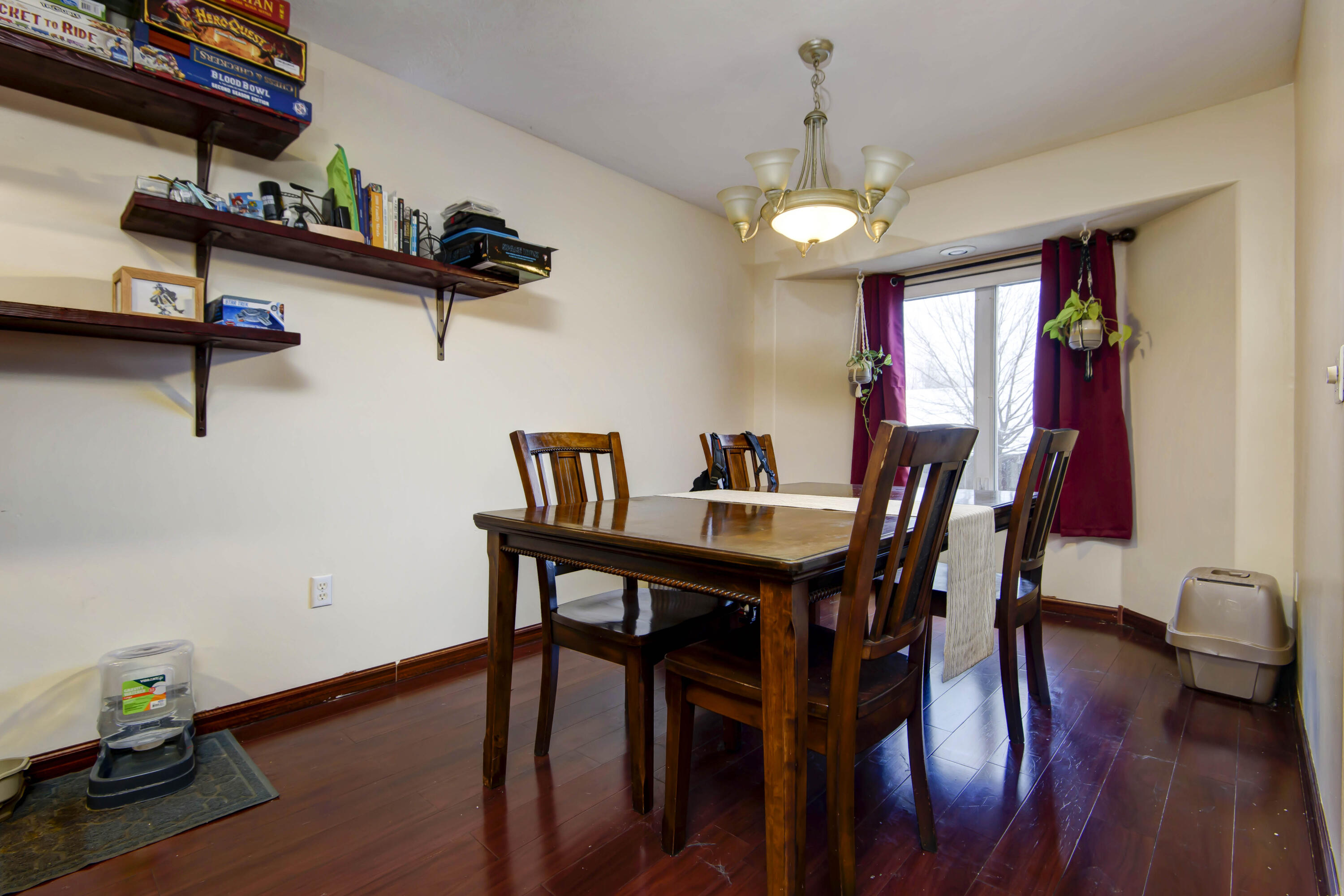 Twelve Oaks Est - Residential