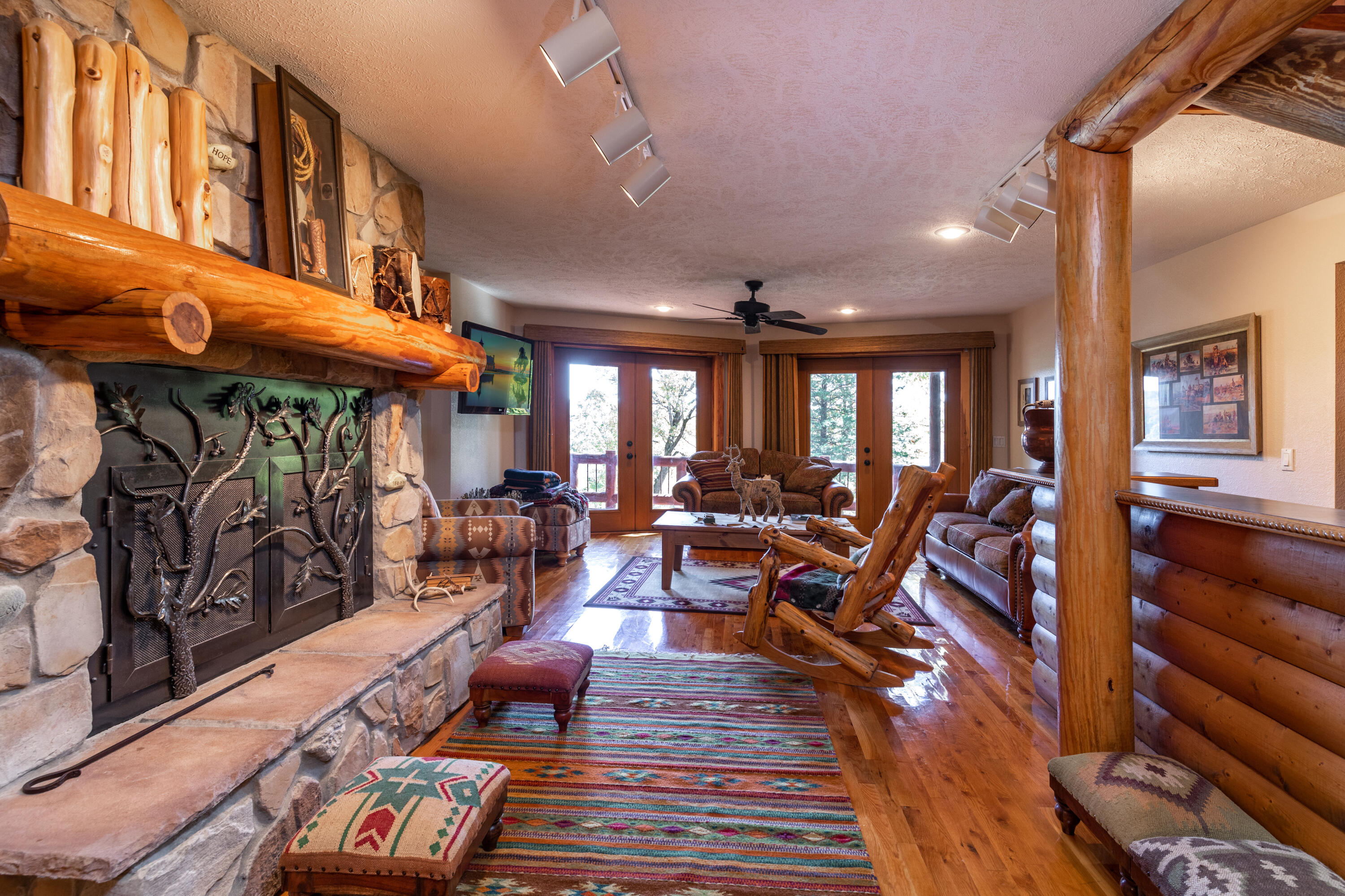 Table Rock Terrace - Residential