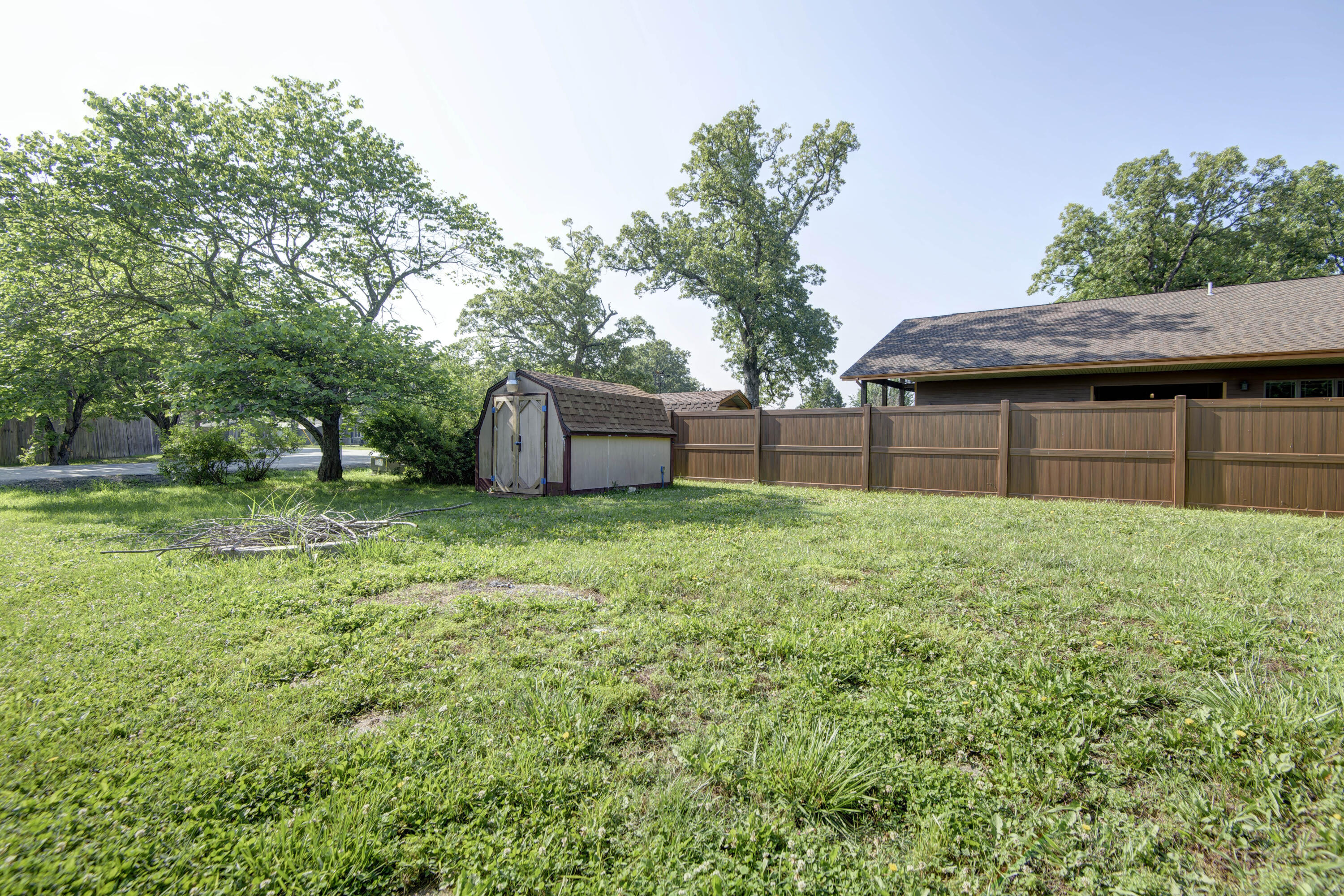 Arthur Hall - Residential