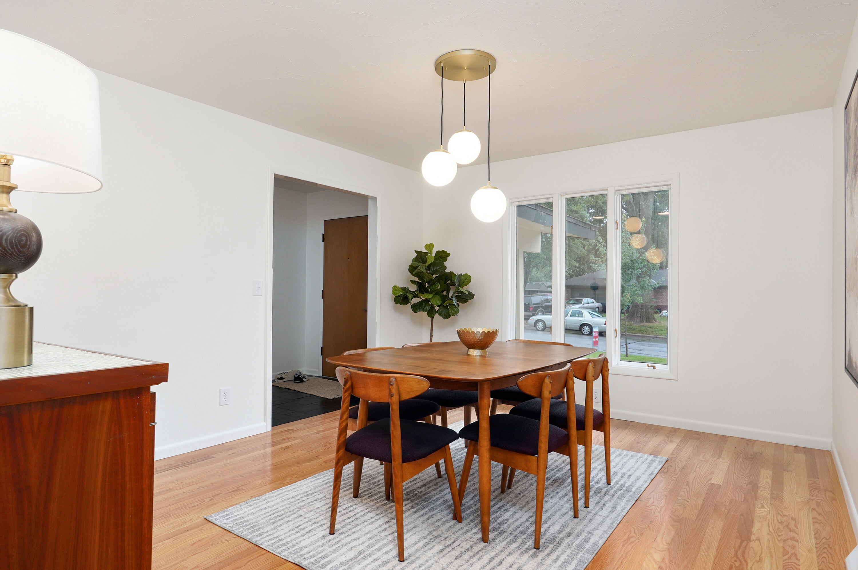 Brentwood So - Residential