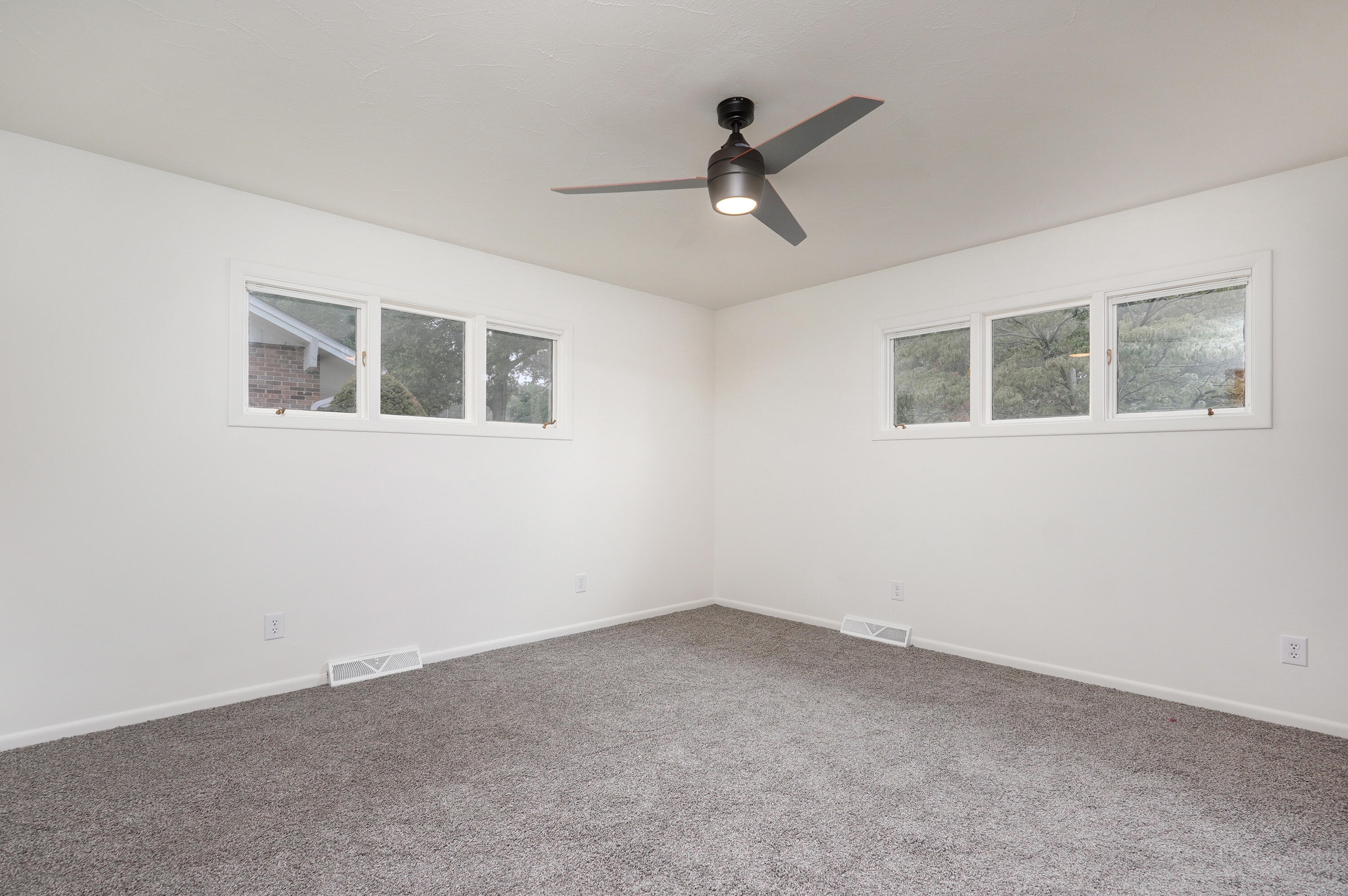 Brentwood So - Residential