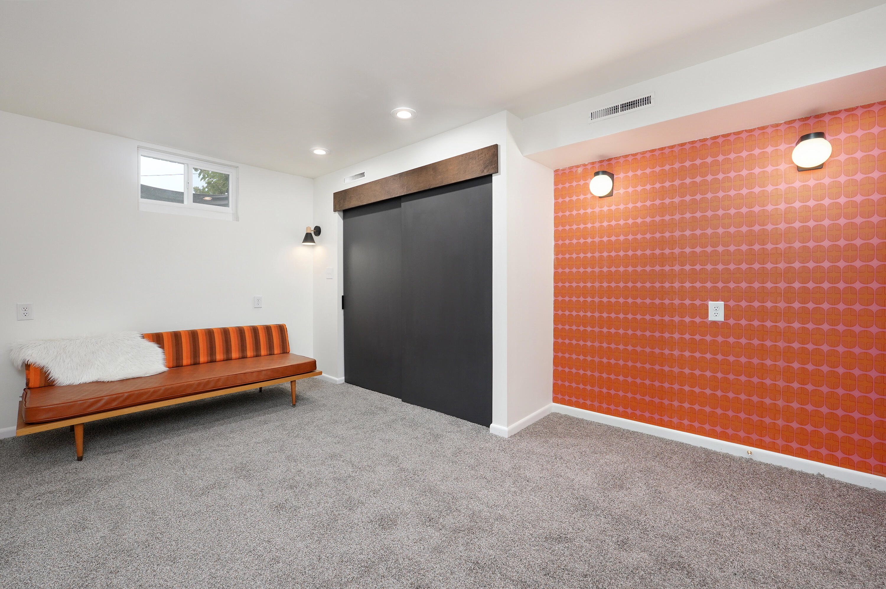 Brentwood So - Residential