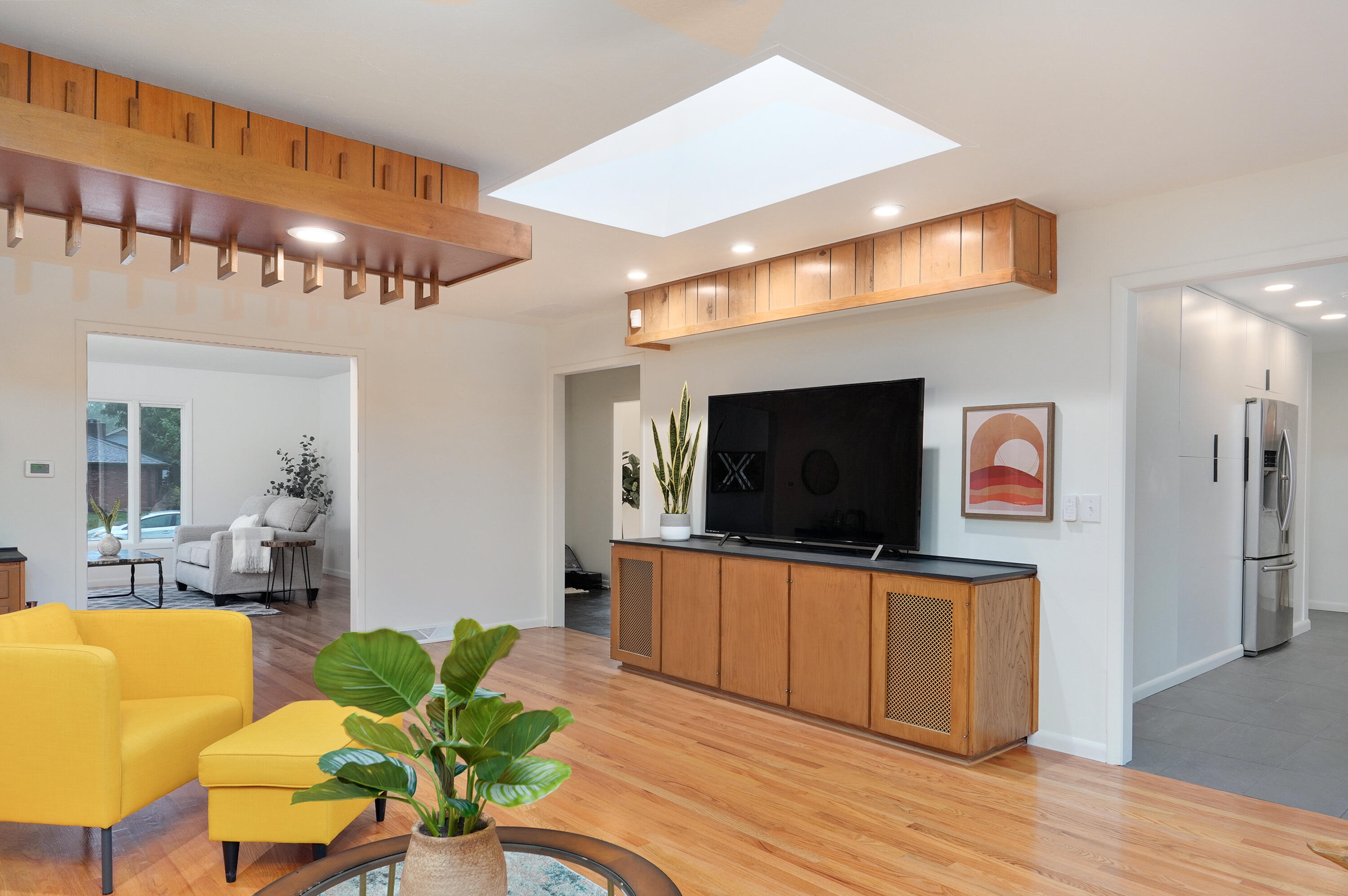 Brentwood So - Residential