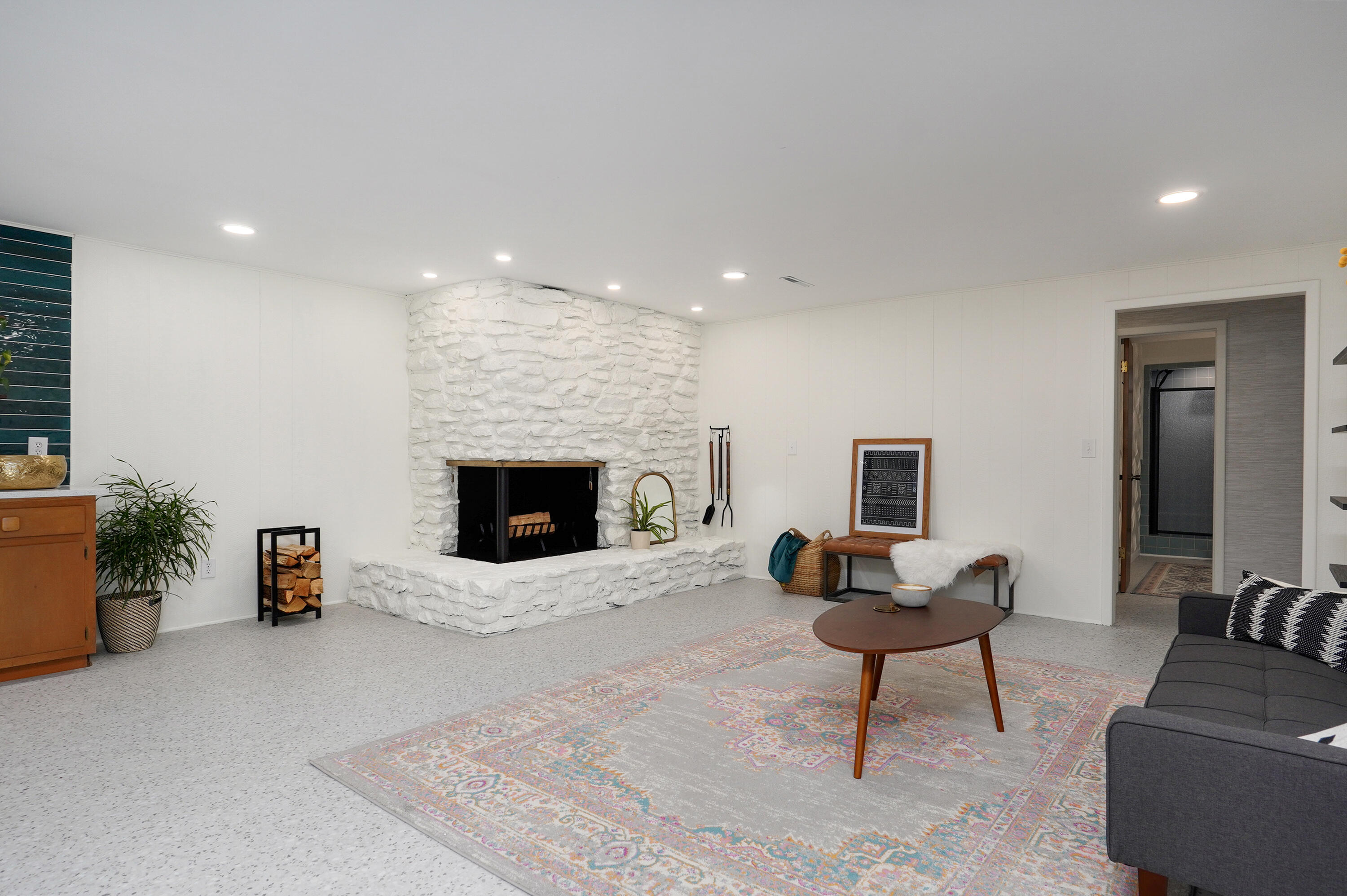 Brentwood So - Residential