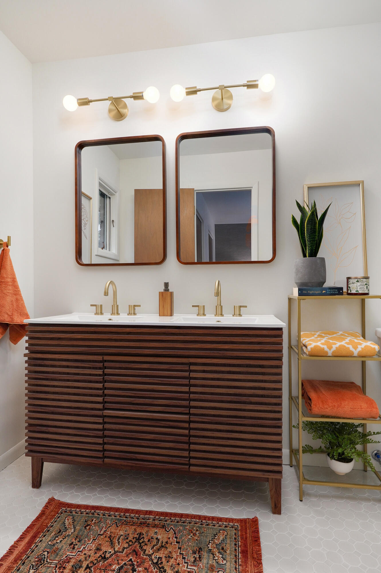 Brentwood So - Residential