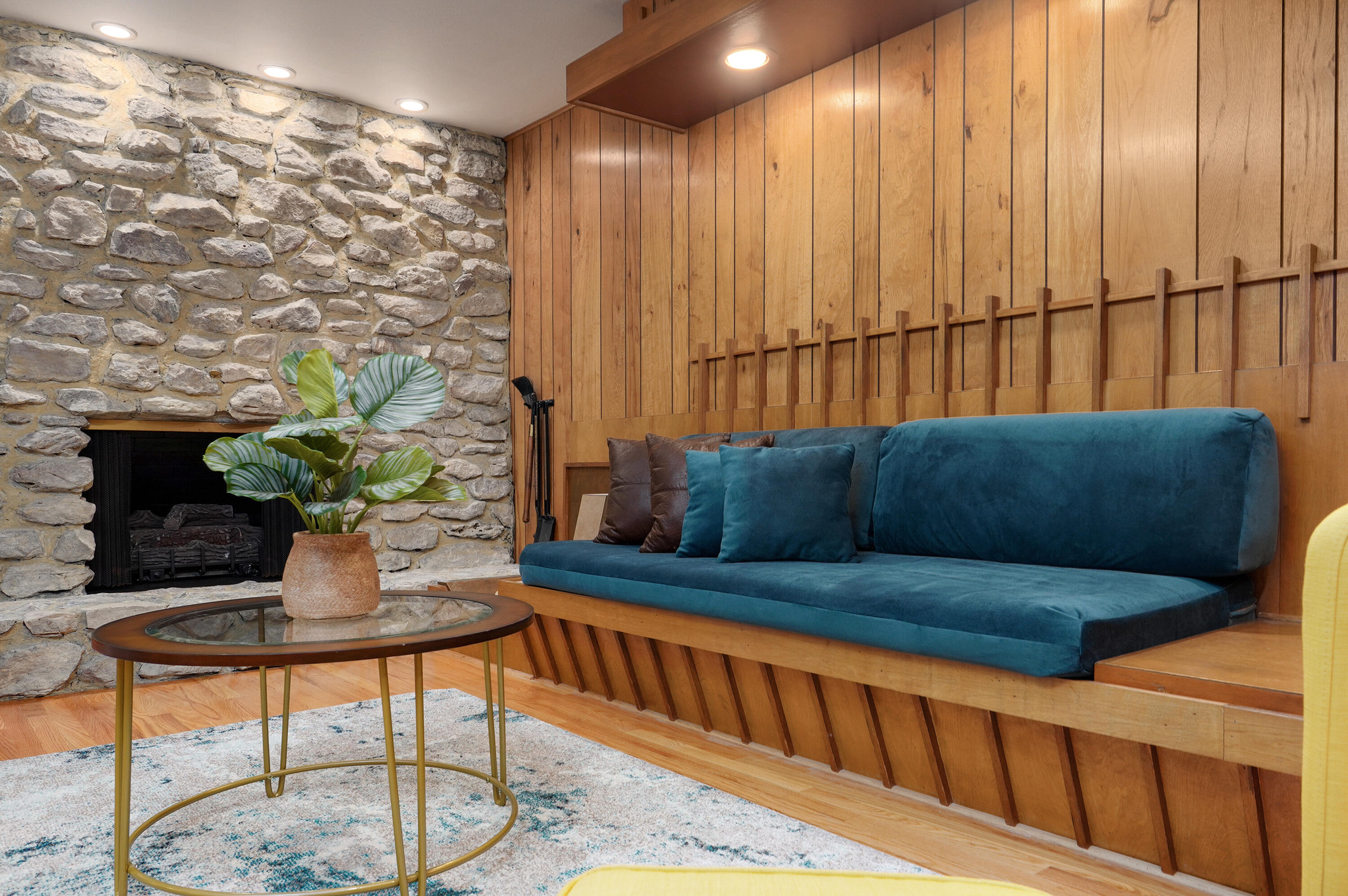 Brentwood So - Residential