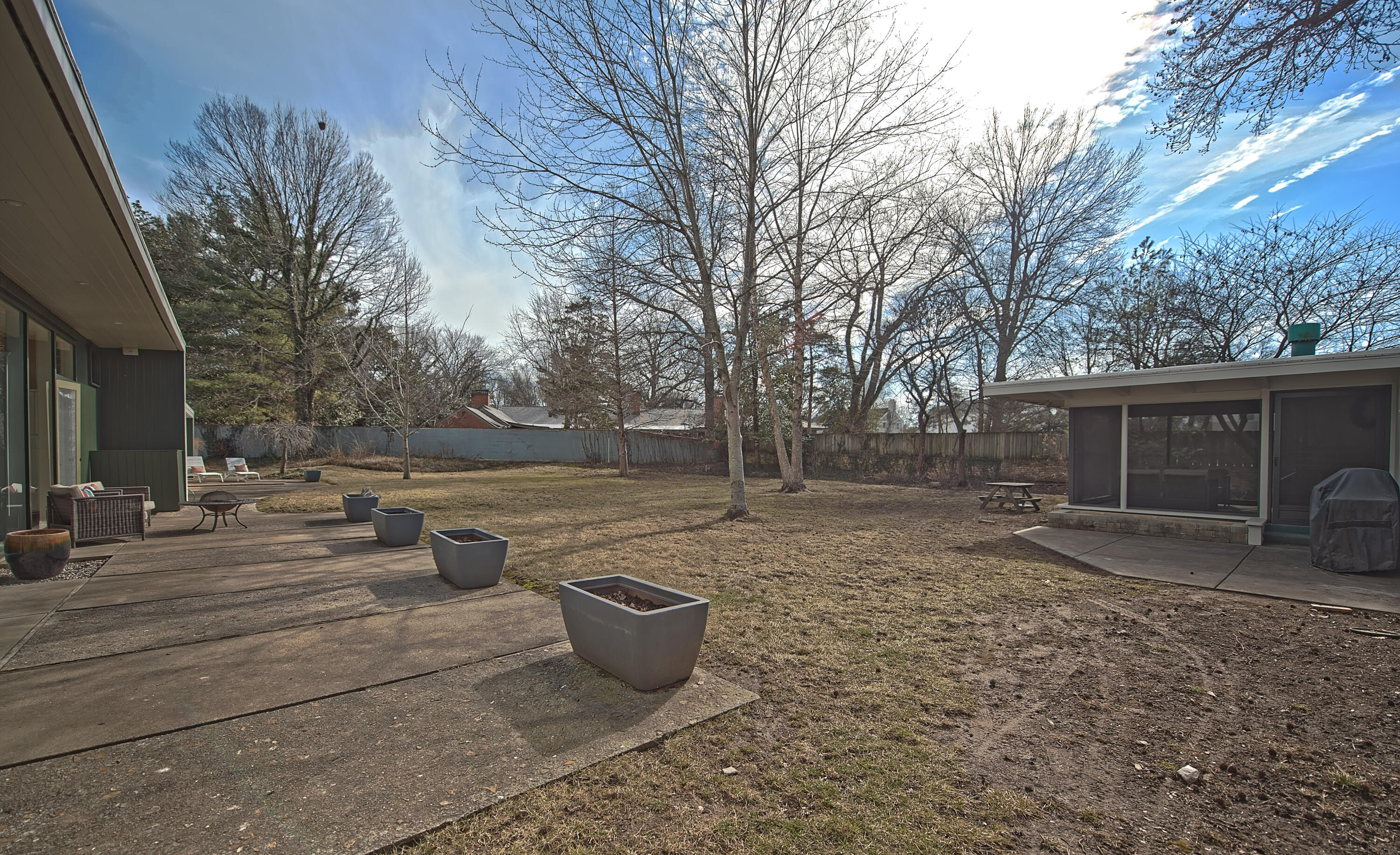 Dougland Terr - Residential