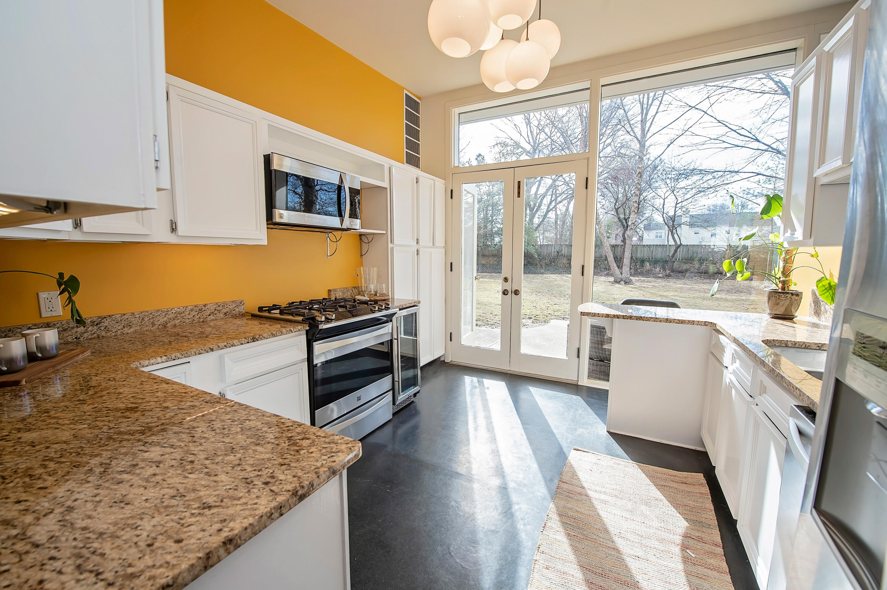 Dougland Terr - Residential