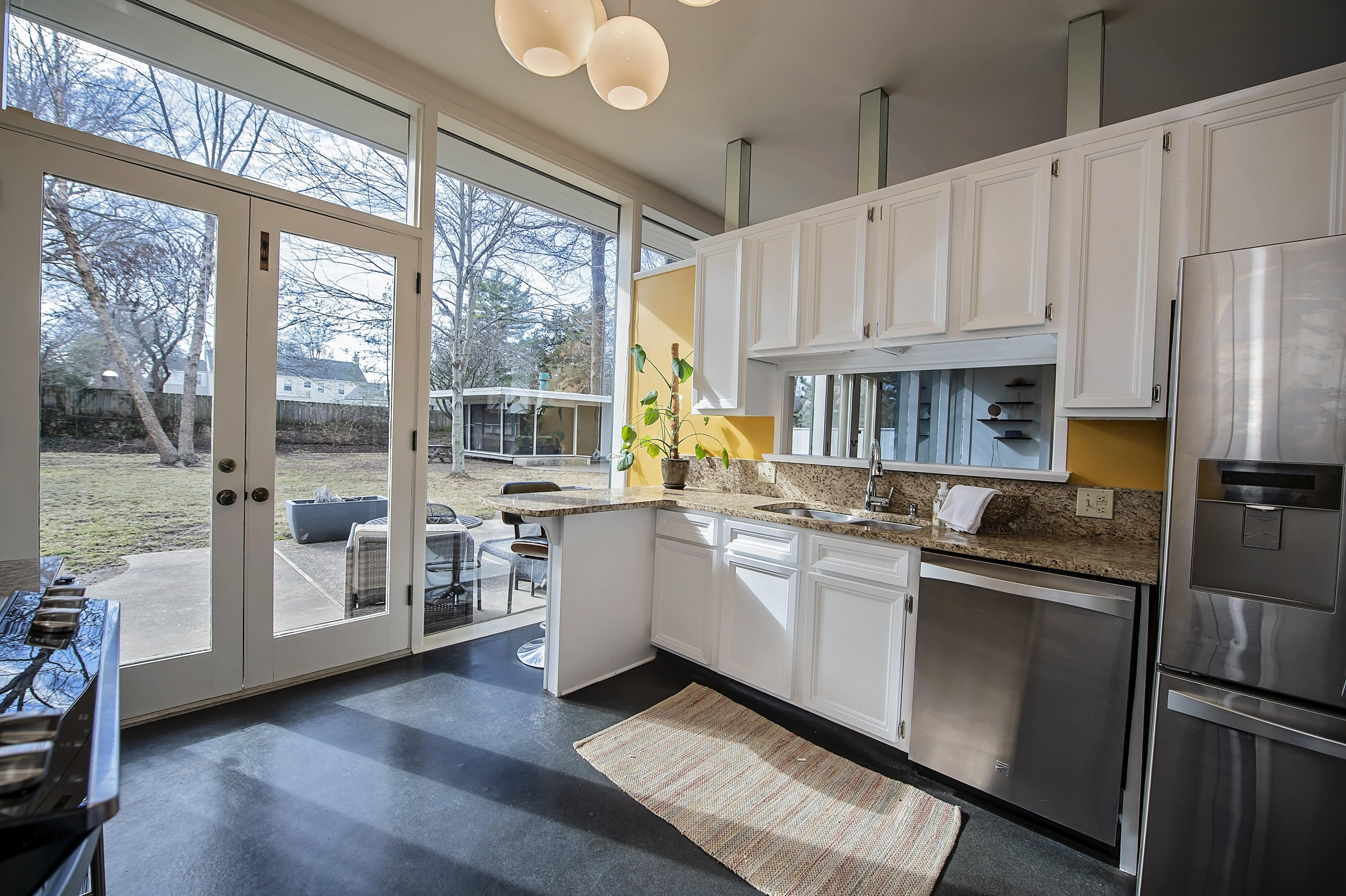 Dougland Terr - Residential