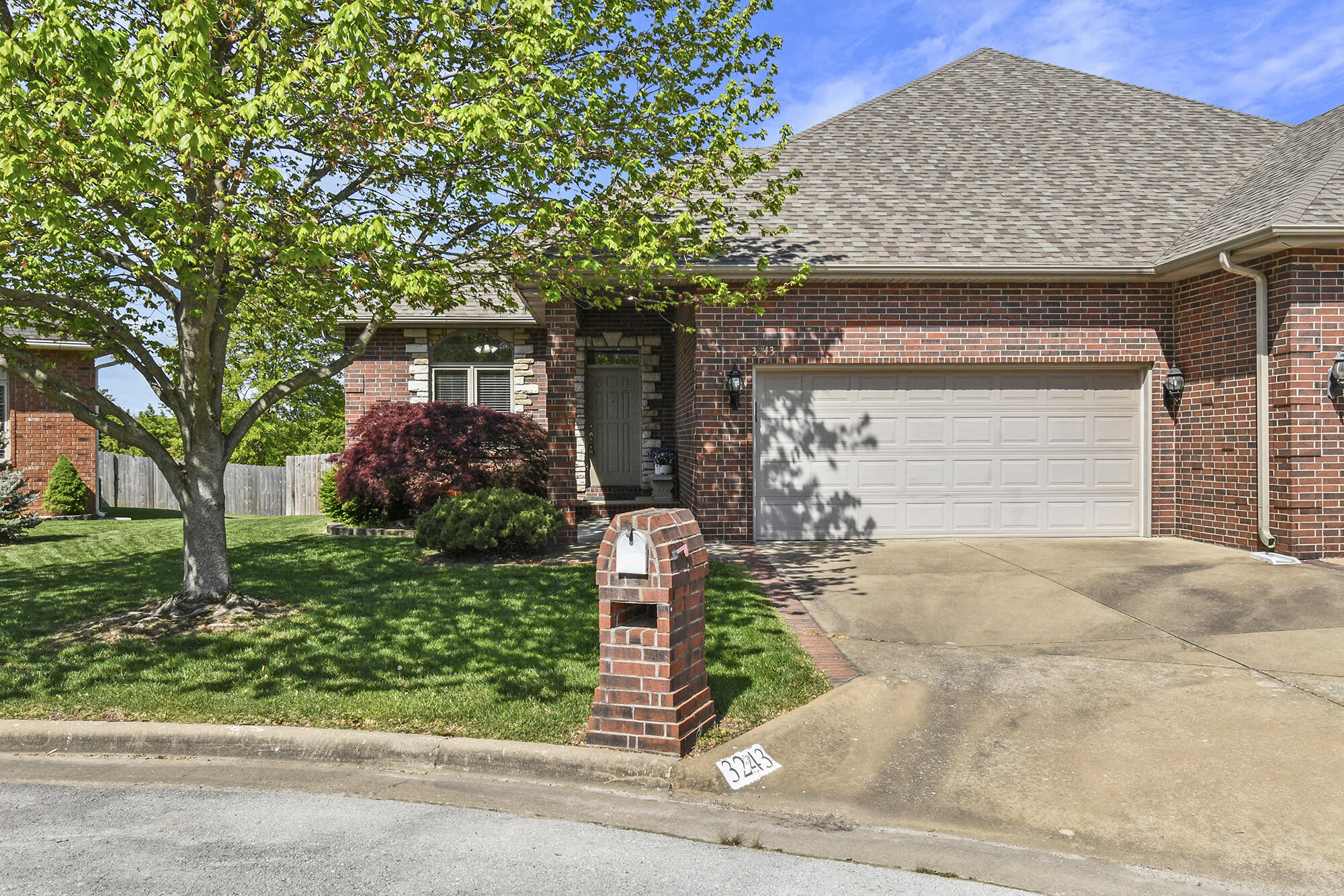 View Springfield, MO 65804 townhome