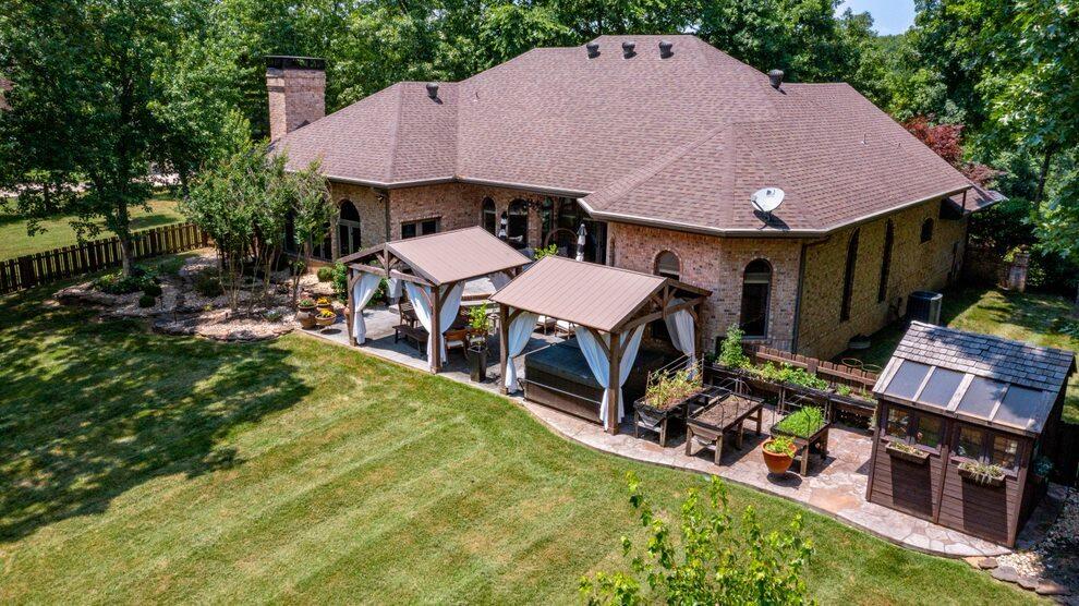 Country Bluff Estates - Residential