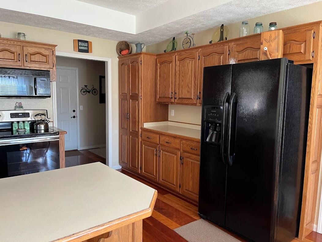 Lakewood Hills - Residential