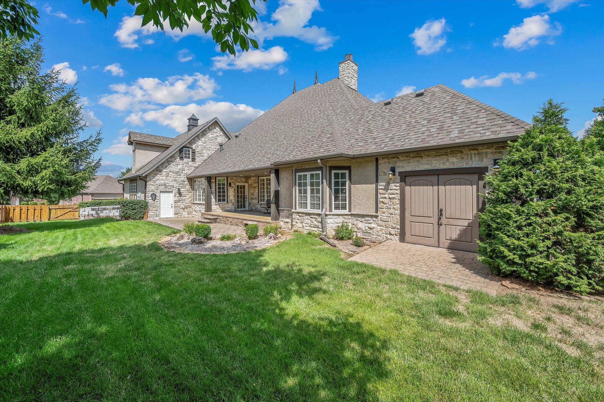 Eaglesgate - Residential