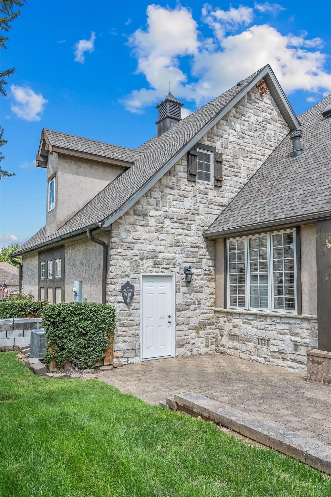 Eaglesgate - Residential