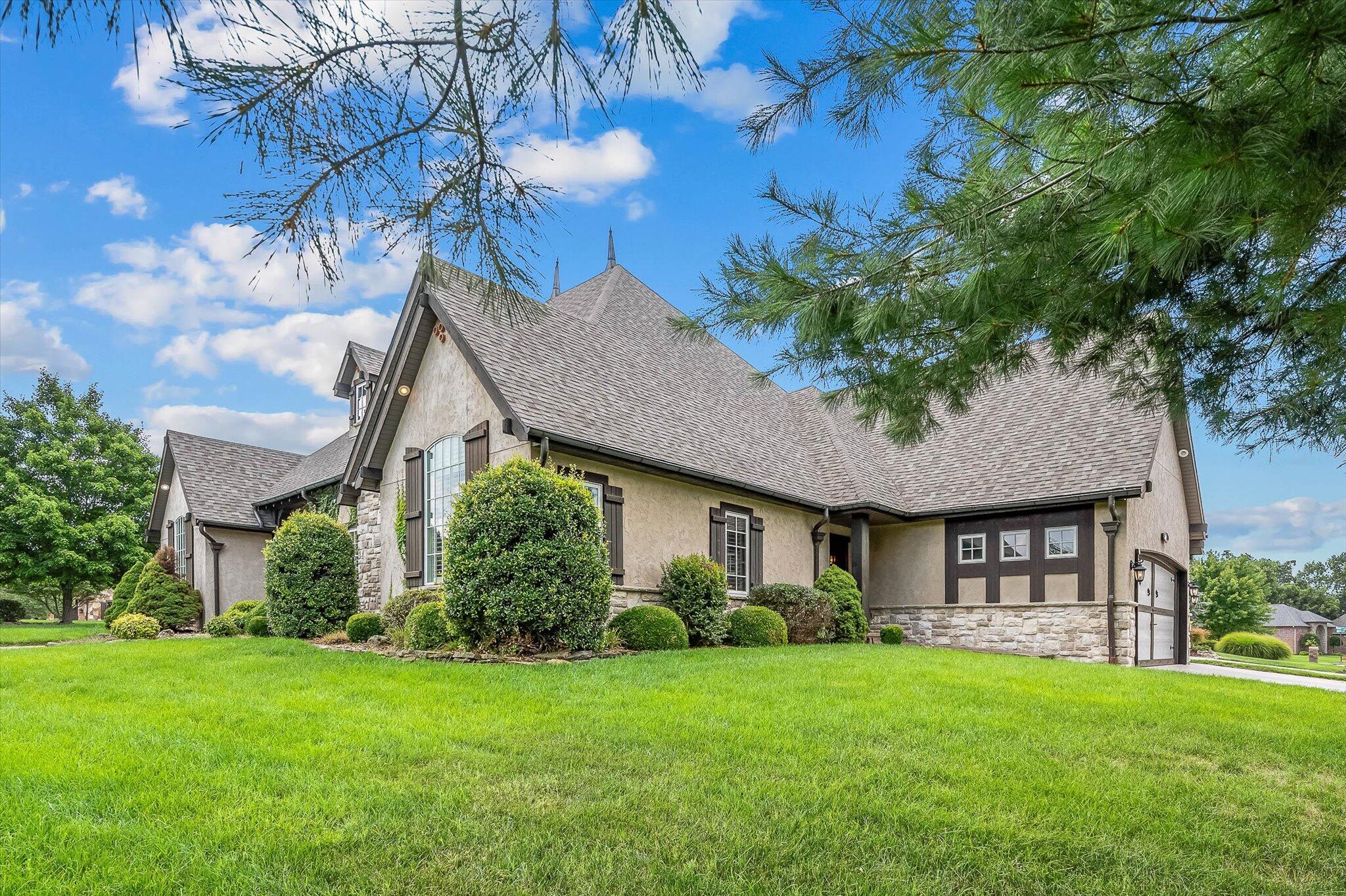 Eaglesgate - Residential