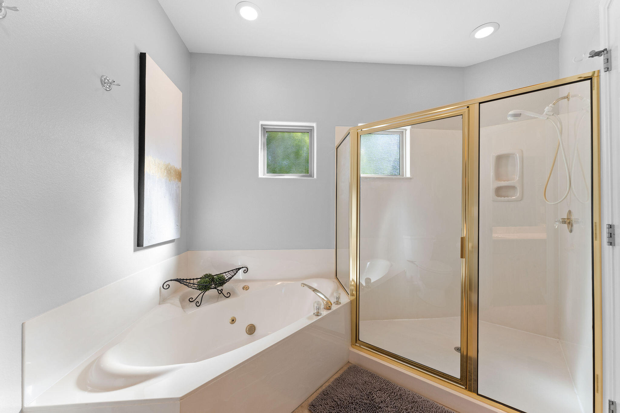 Emerald Point Villas - Residential