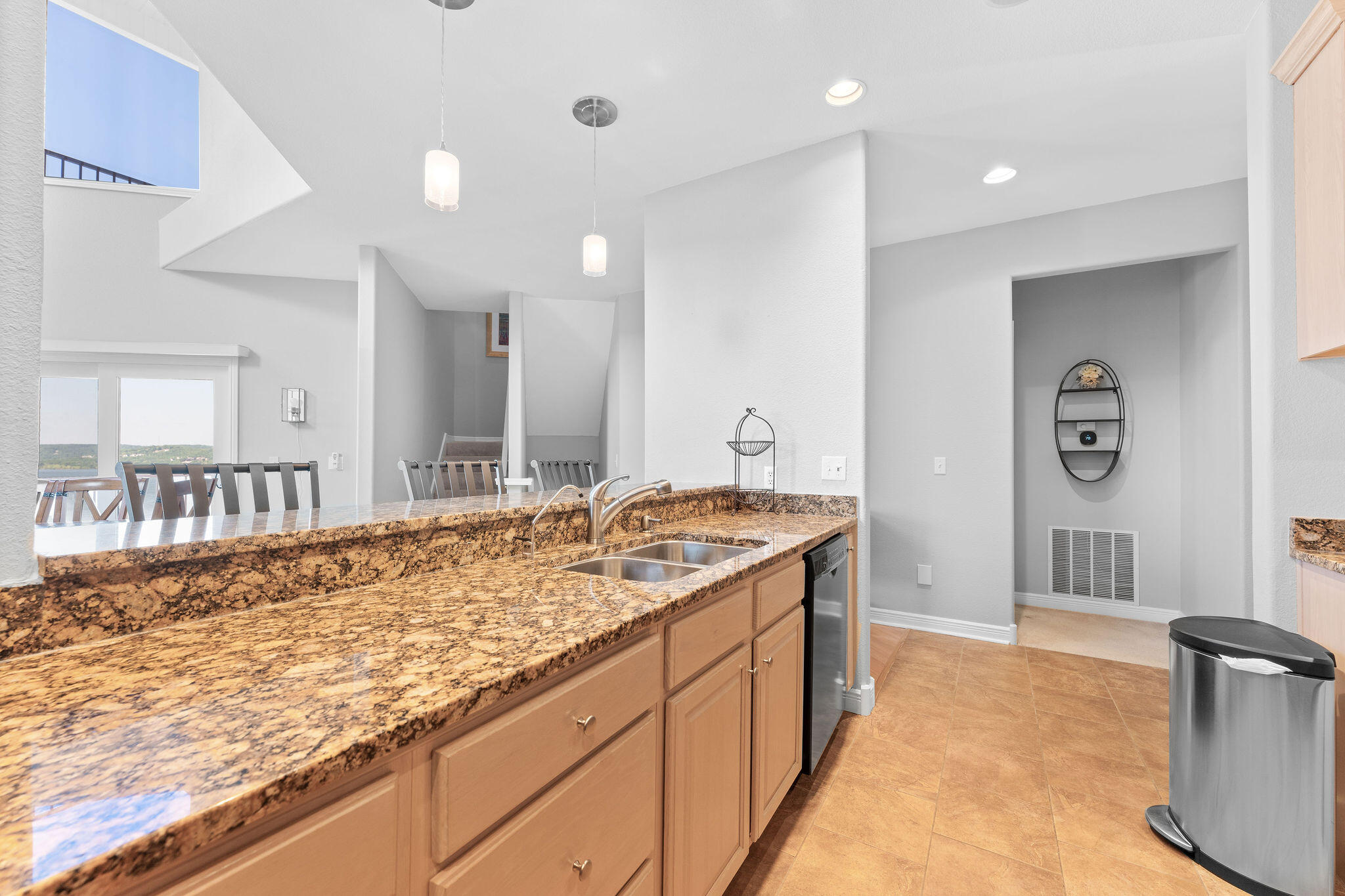 Emerald Point Villas - Residential