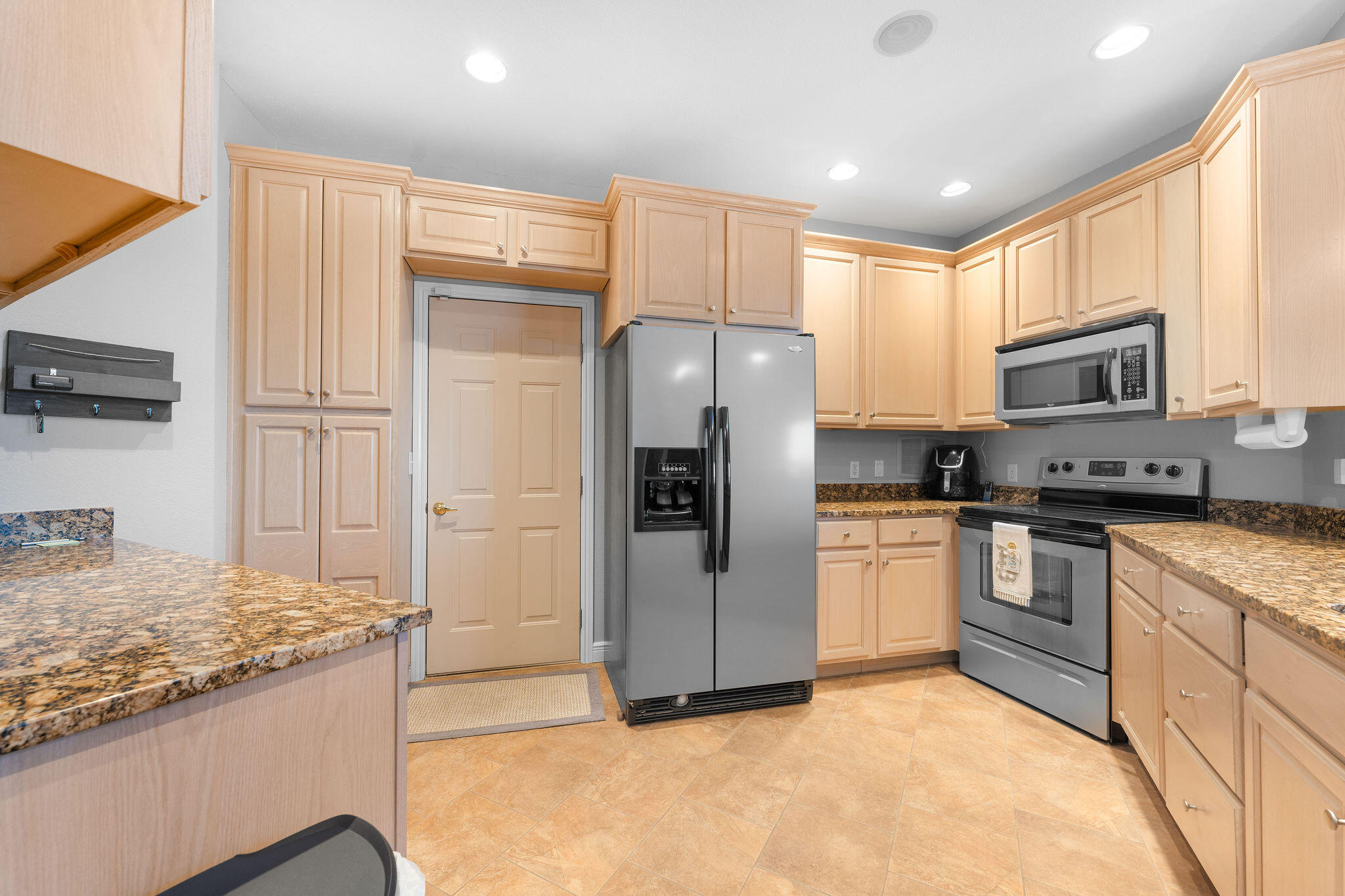 Emerald Point Villas - Residential