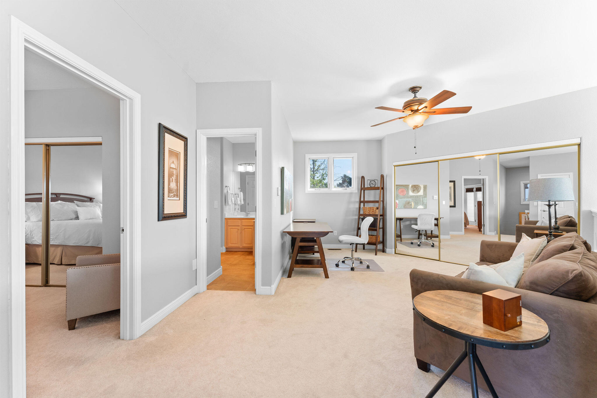 Emerald Point Villas - Residential