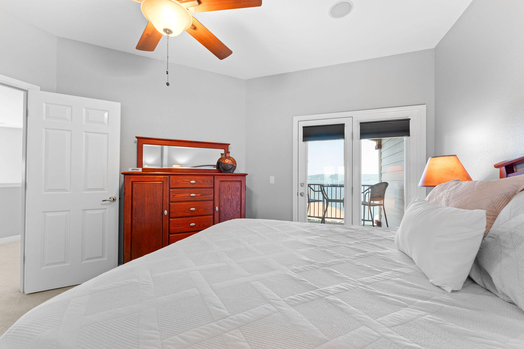 Emerald Point Villas - Residential