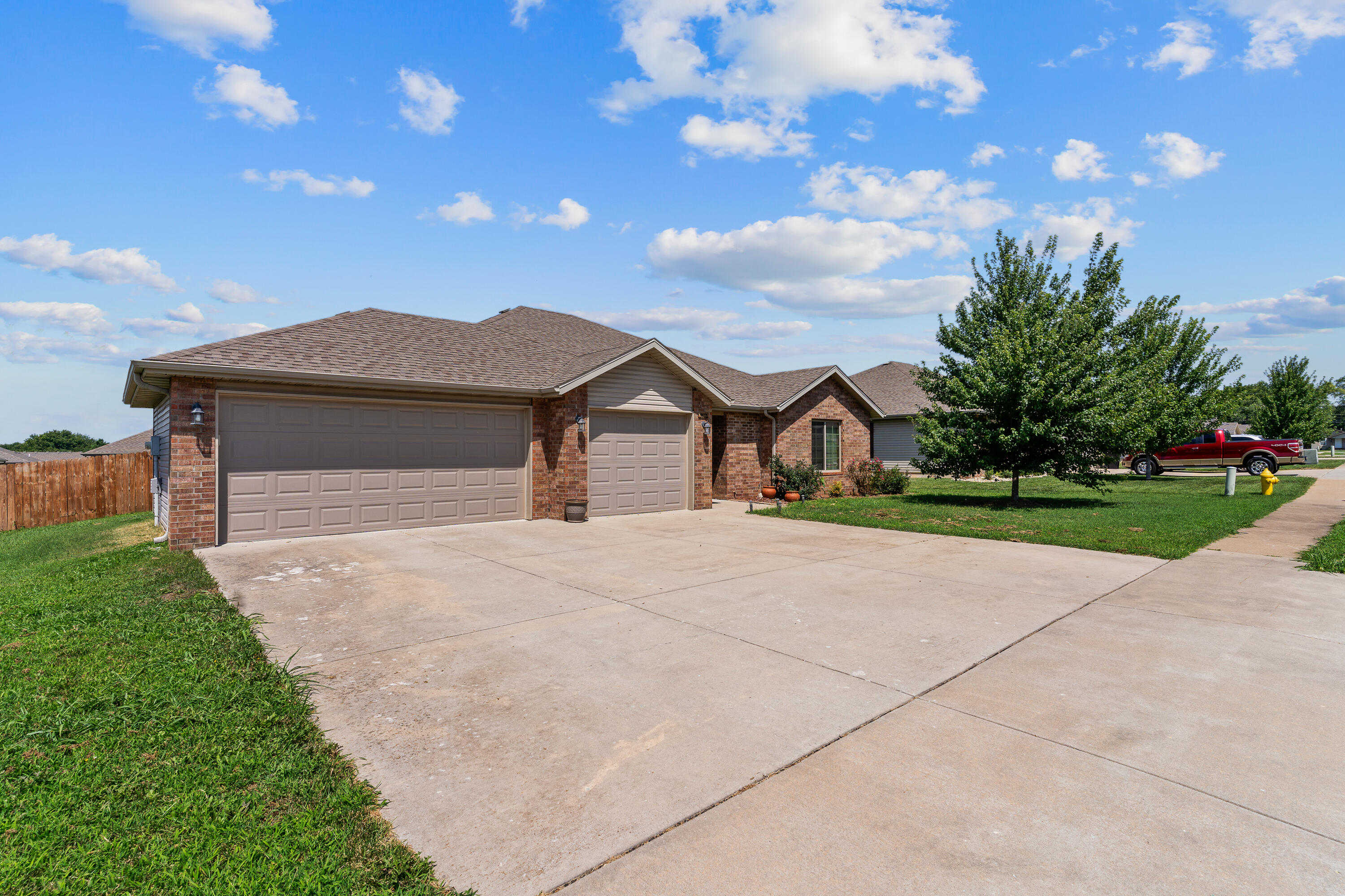 Spring Meadow - Residential