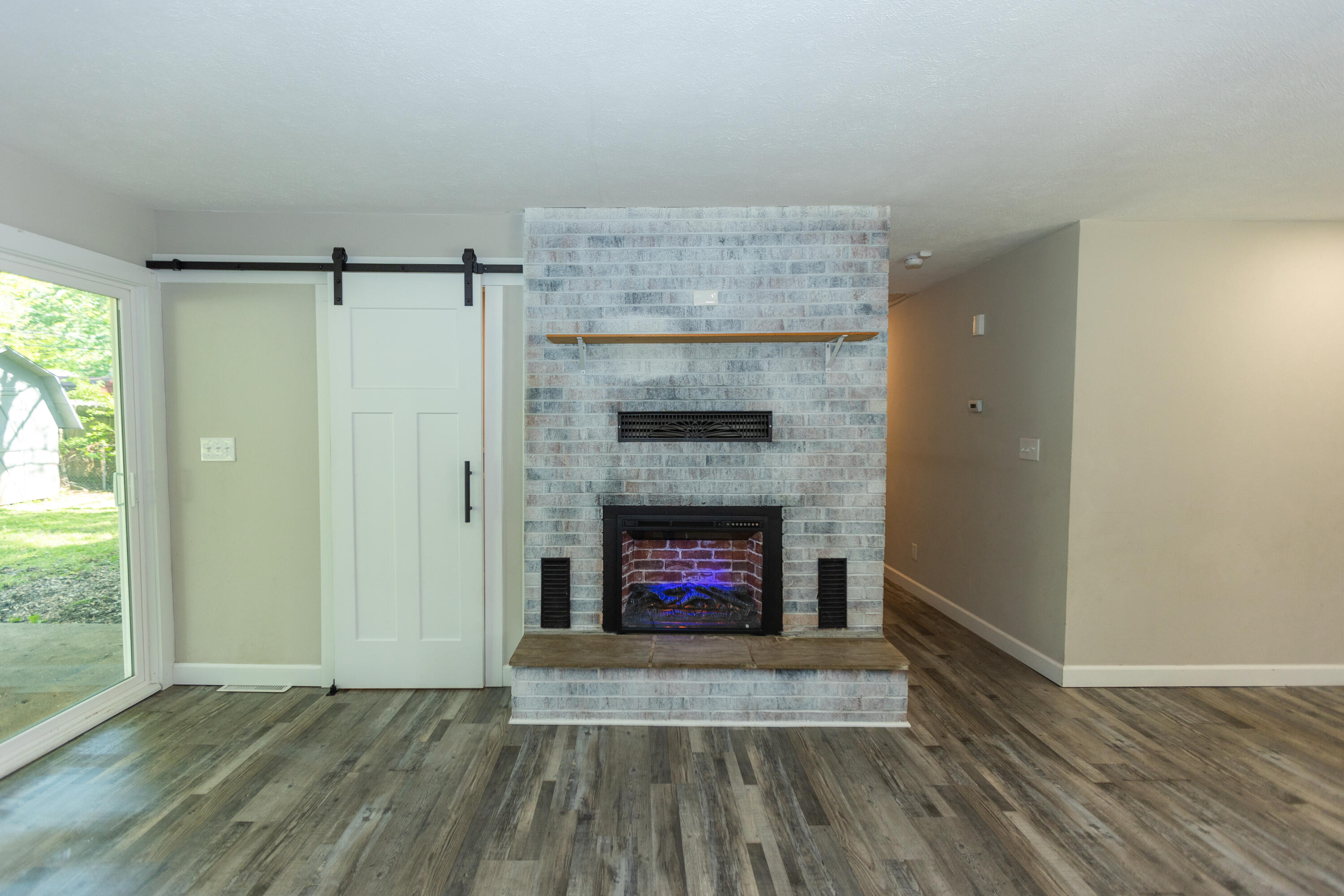 Walnut Terr - Residential