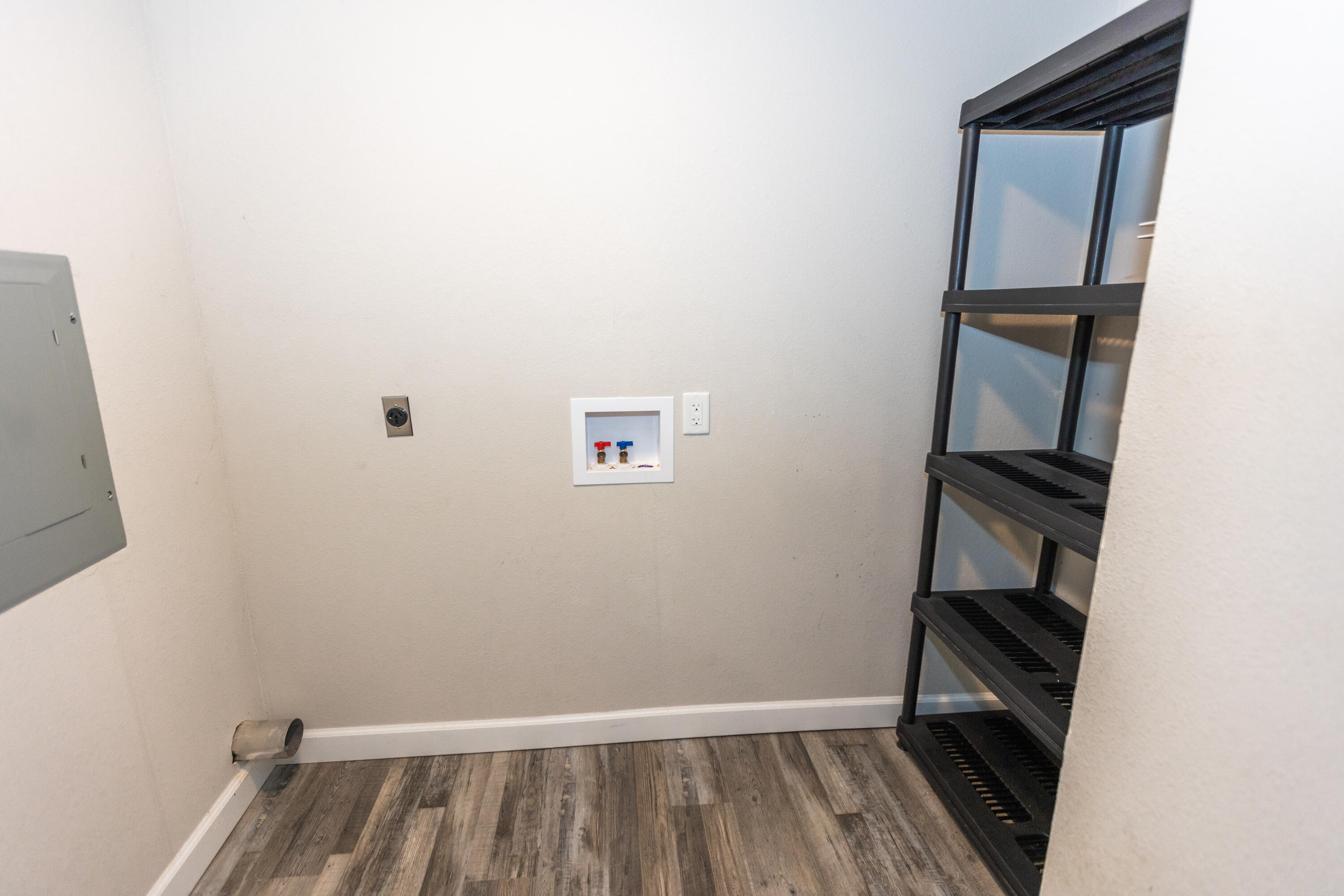 Walnut Terr - Residential