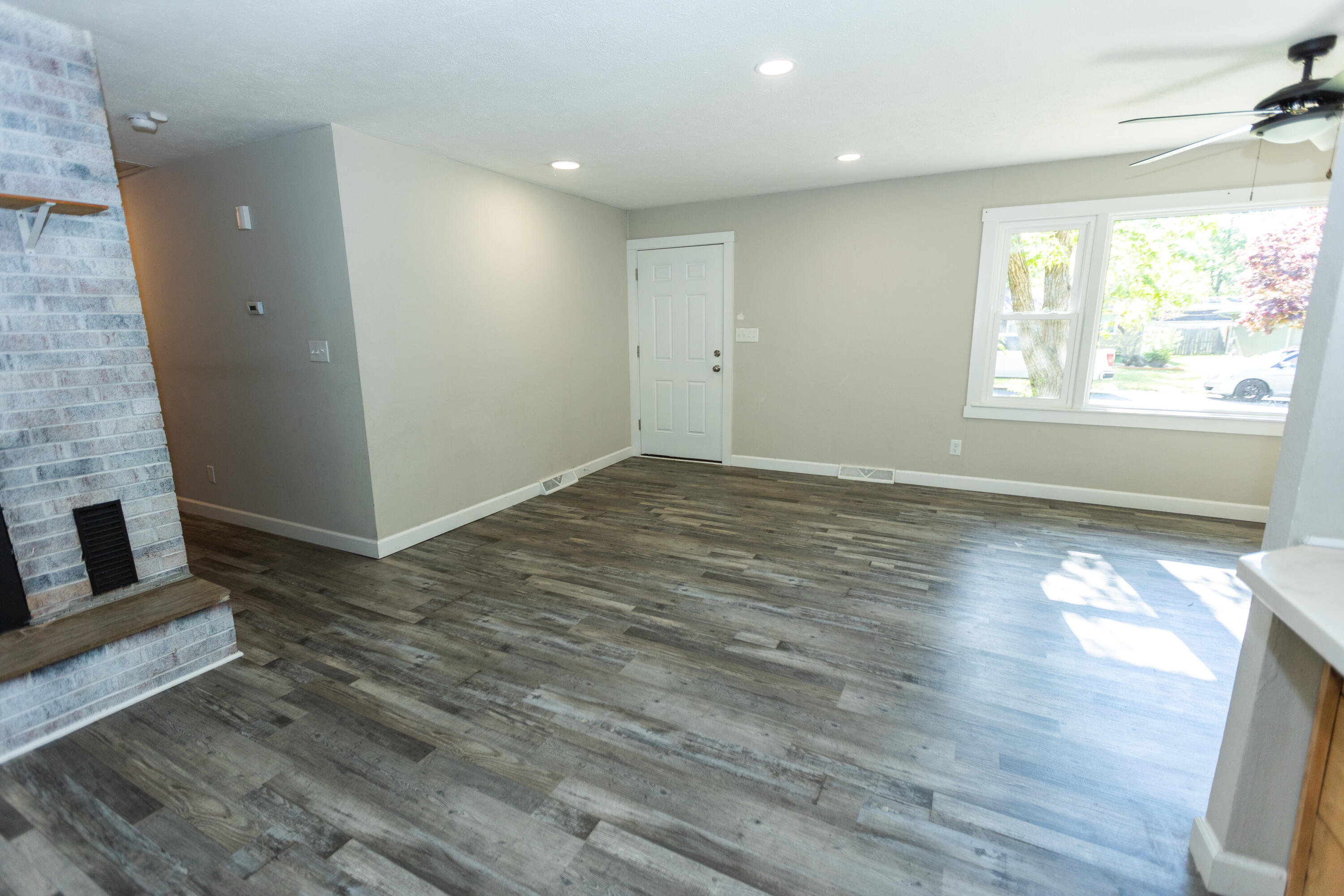 Walnut Terr - Residential