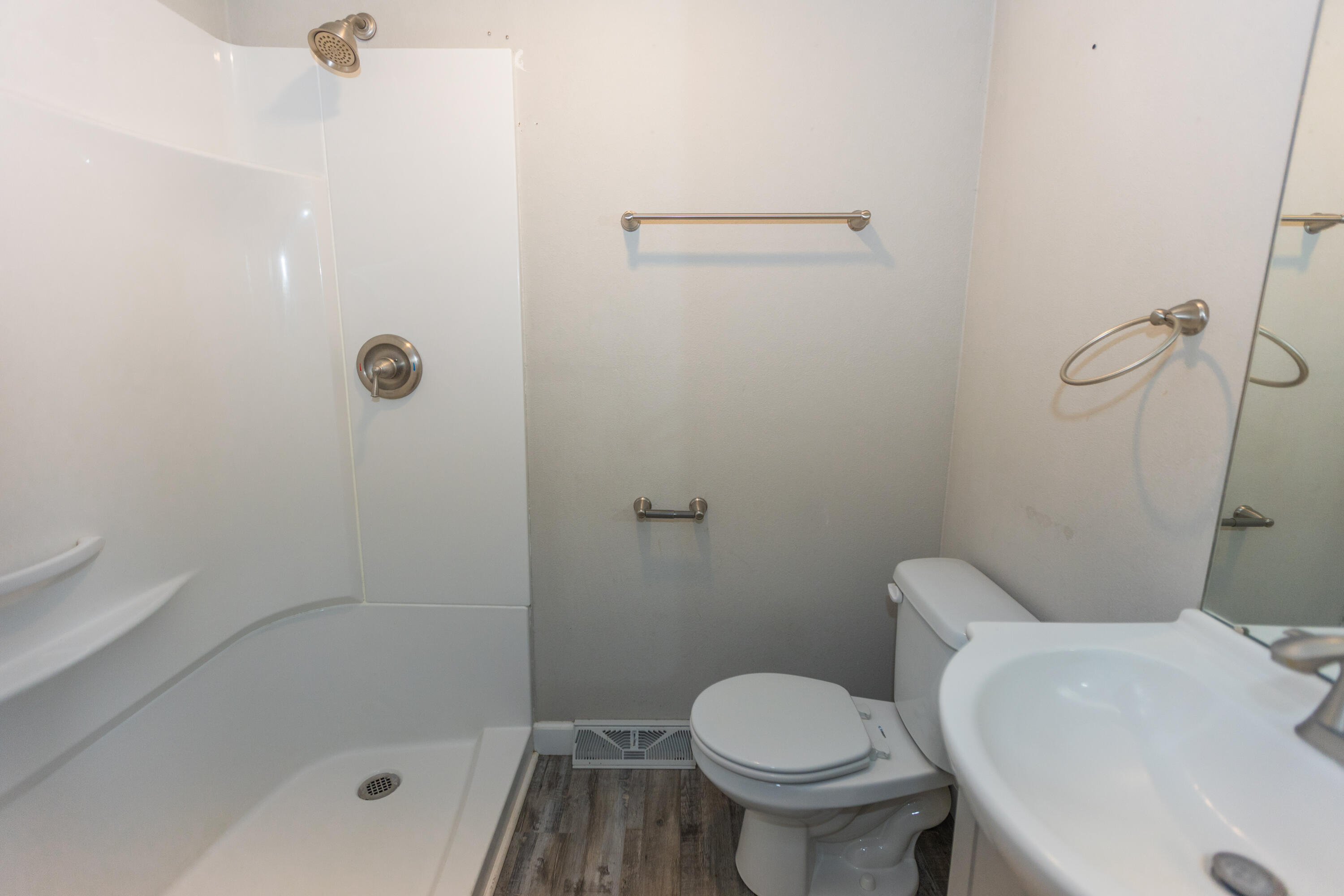 Walnut Terr - Residential