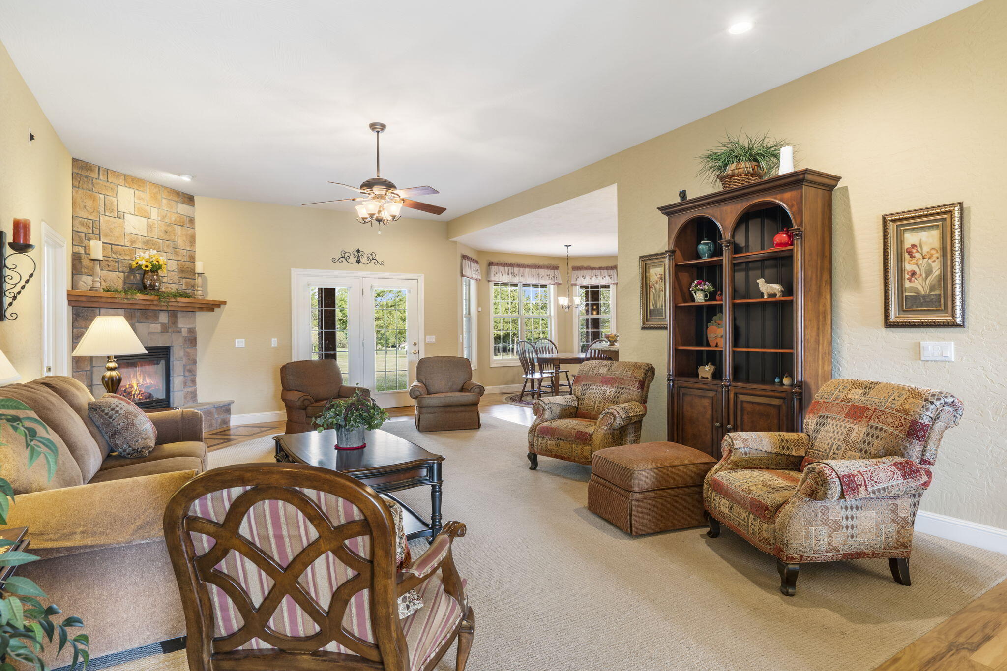 Ridge View Est - Residential
