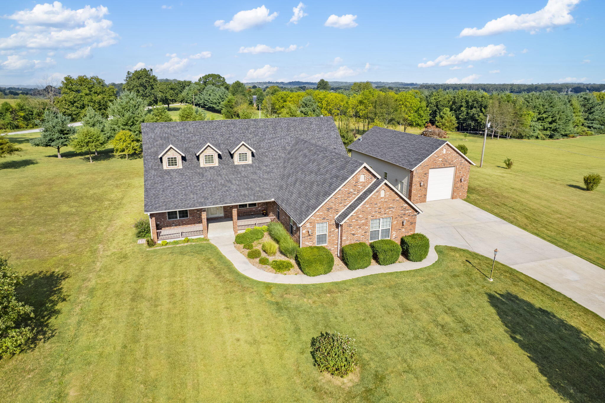 Ridge View Est - Residential