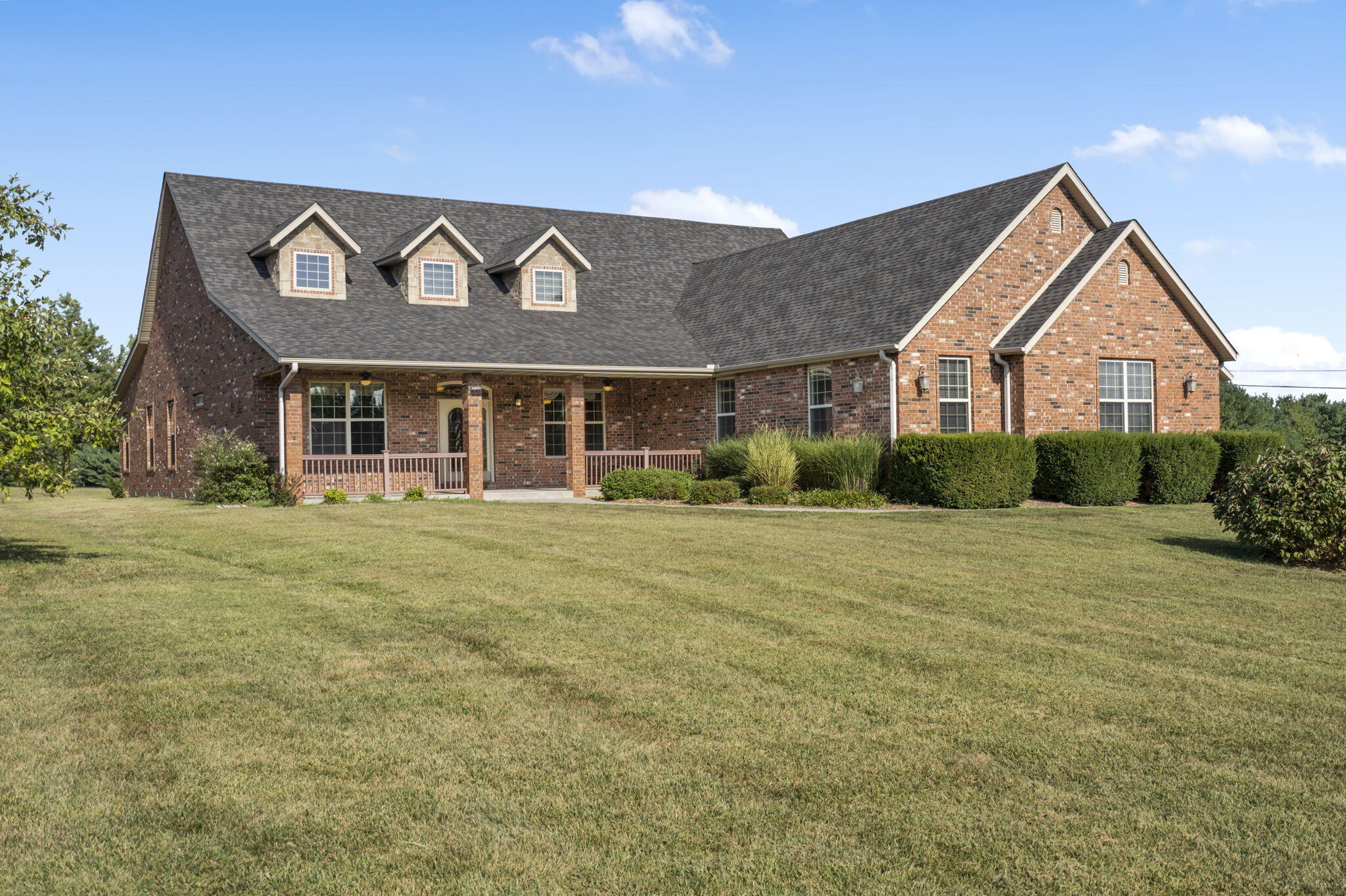 Ridge View Est - Residential