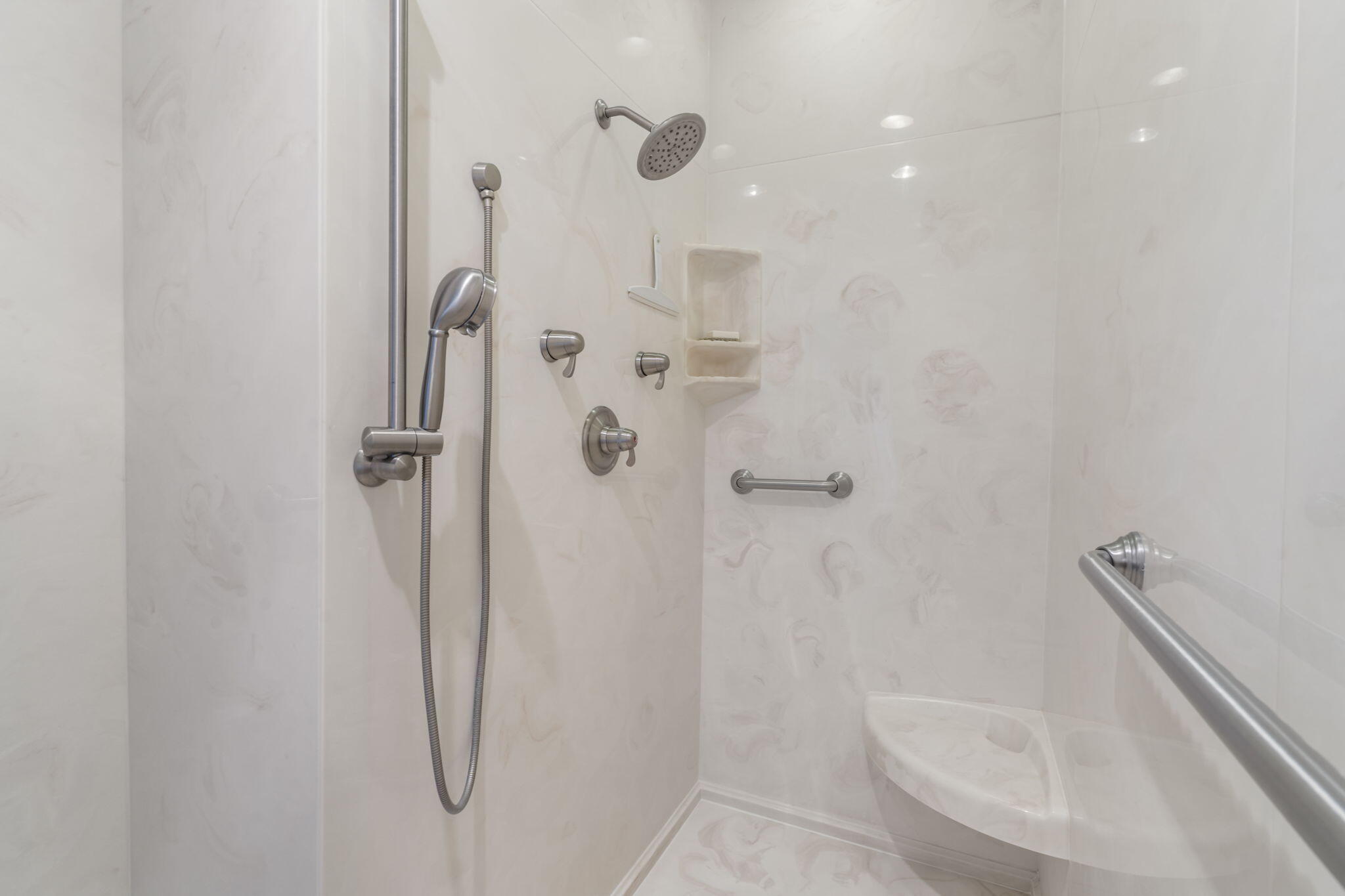Ridge View Est - Residential