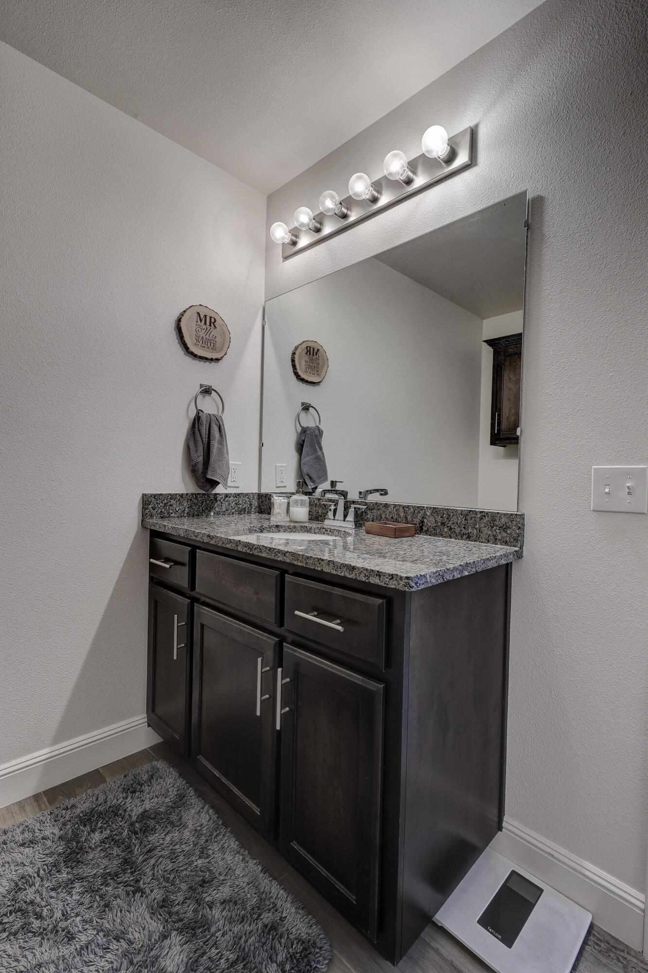 Woodland Hills - Residential