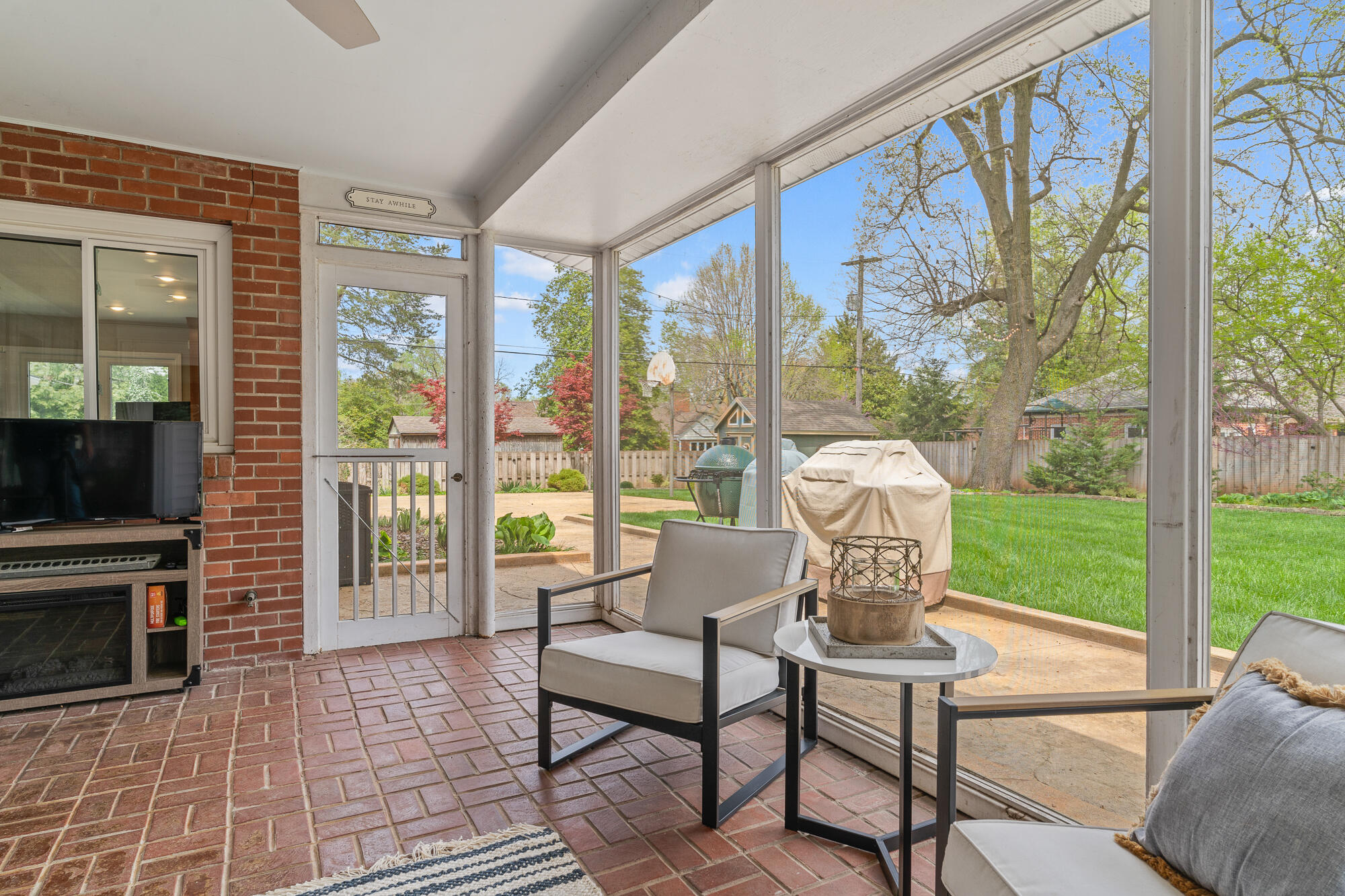 Phelps Park Terr - Residential